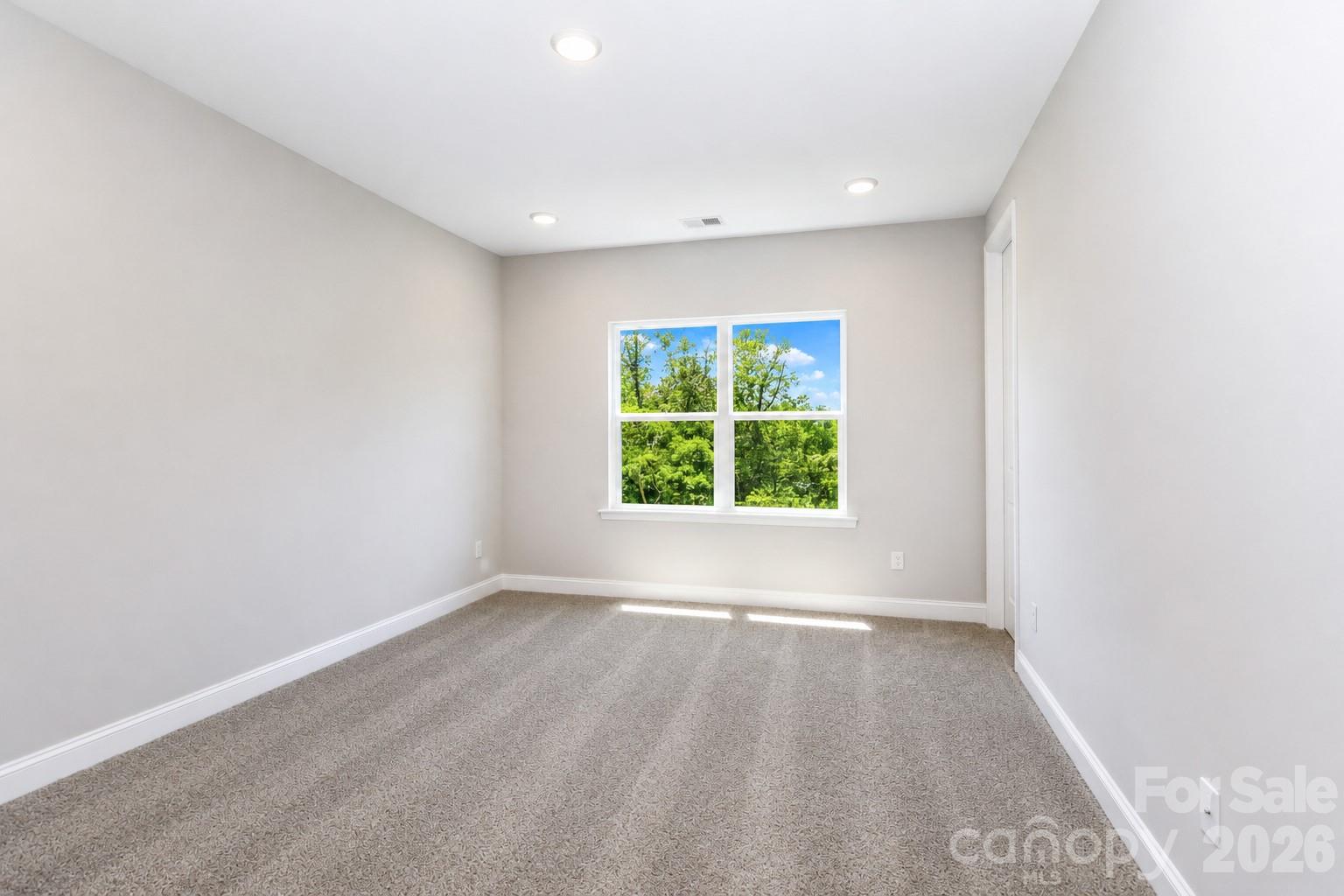109 Honeycomb Court Property Photo 27