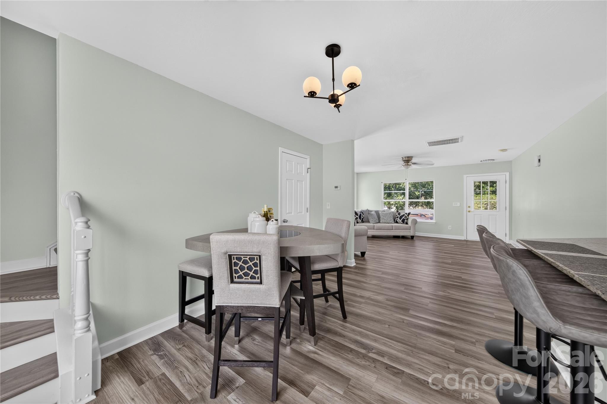 2047 Sonoma Valley Drive Property Photo 7