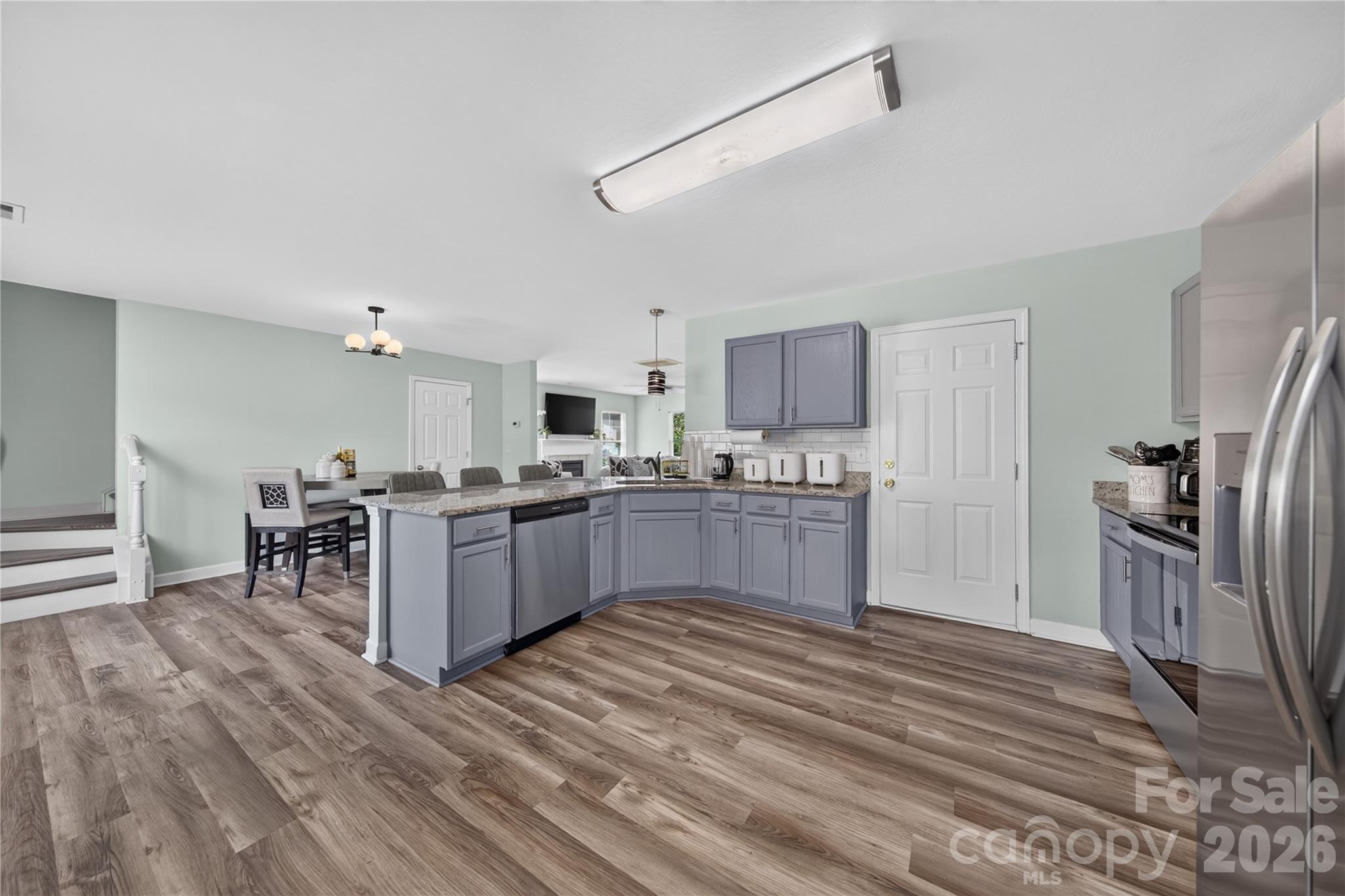 2047 Sonoma Valley Drive Property Photo 11
