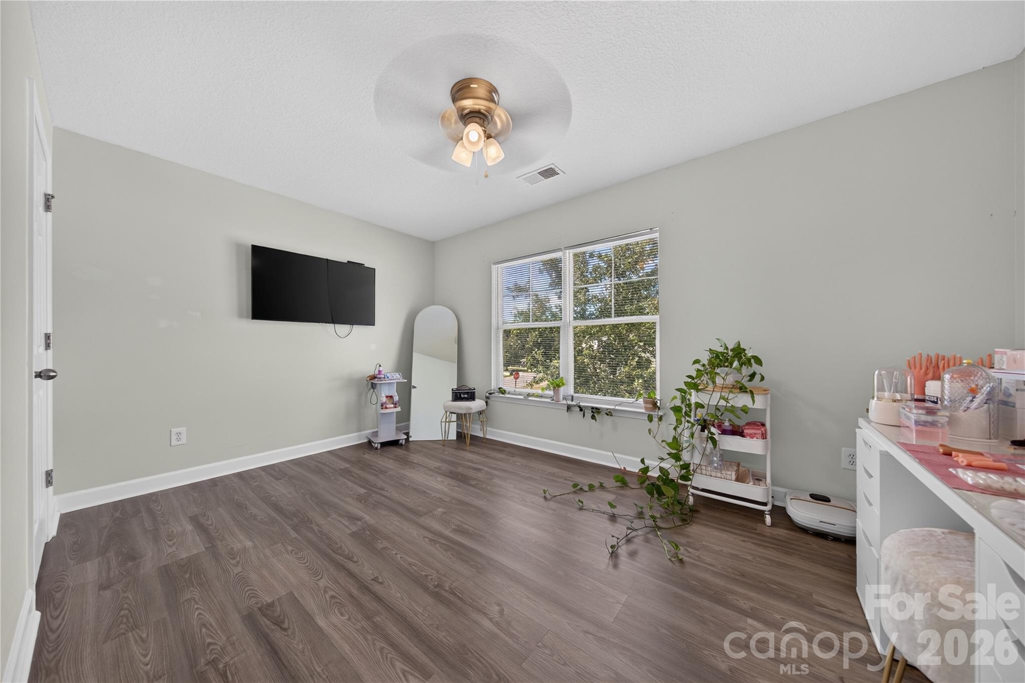 2047 Sonoma Valley Drive Property Photo 12