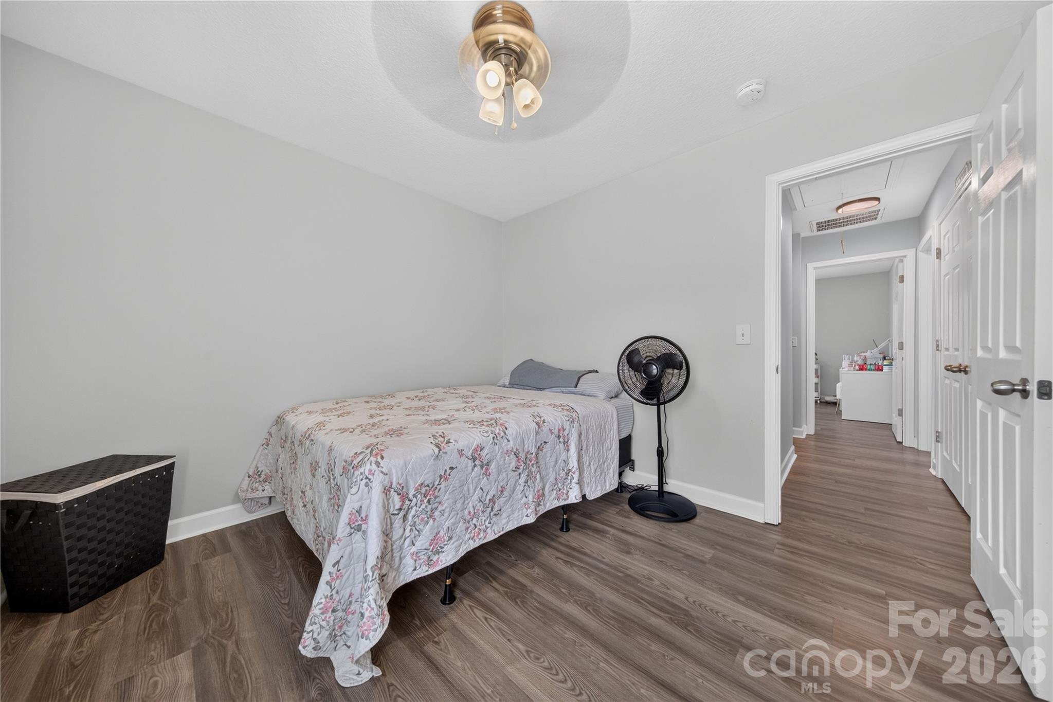 2047 Sonoma Valley Drive Property Photo 15