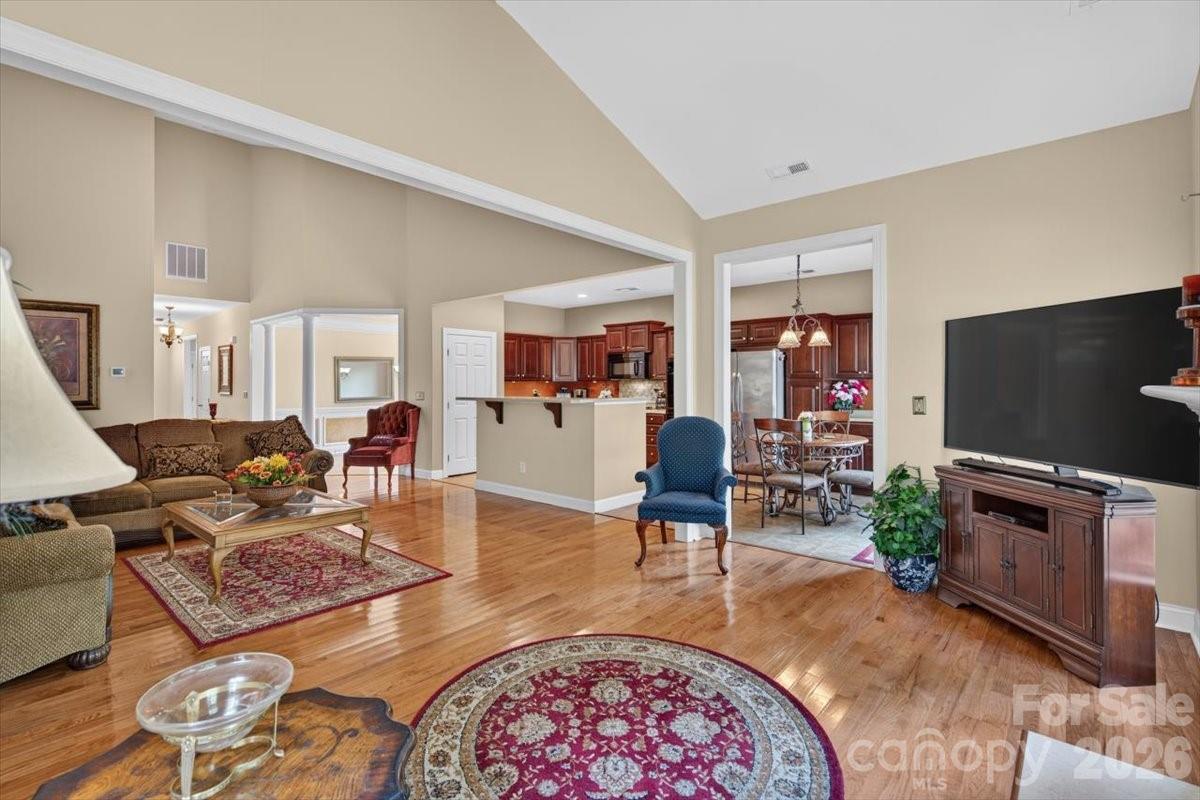 1273 Winged Foot Drive Property Photo 4