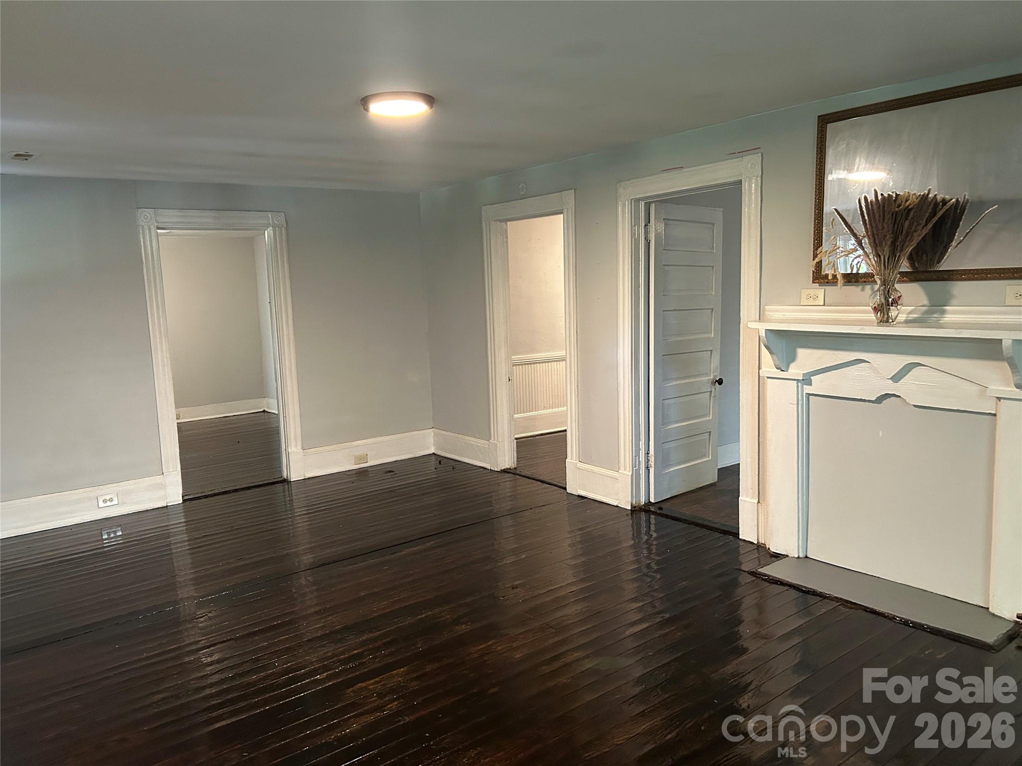 316 W Arch Street Property Photo 5