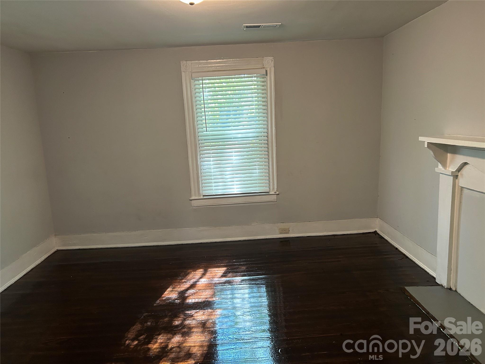 316 W Arch Street Property Photo 6