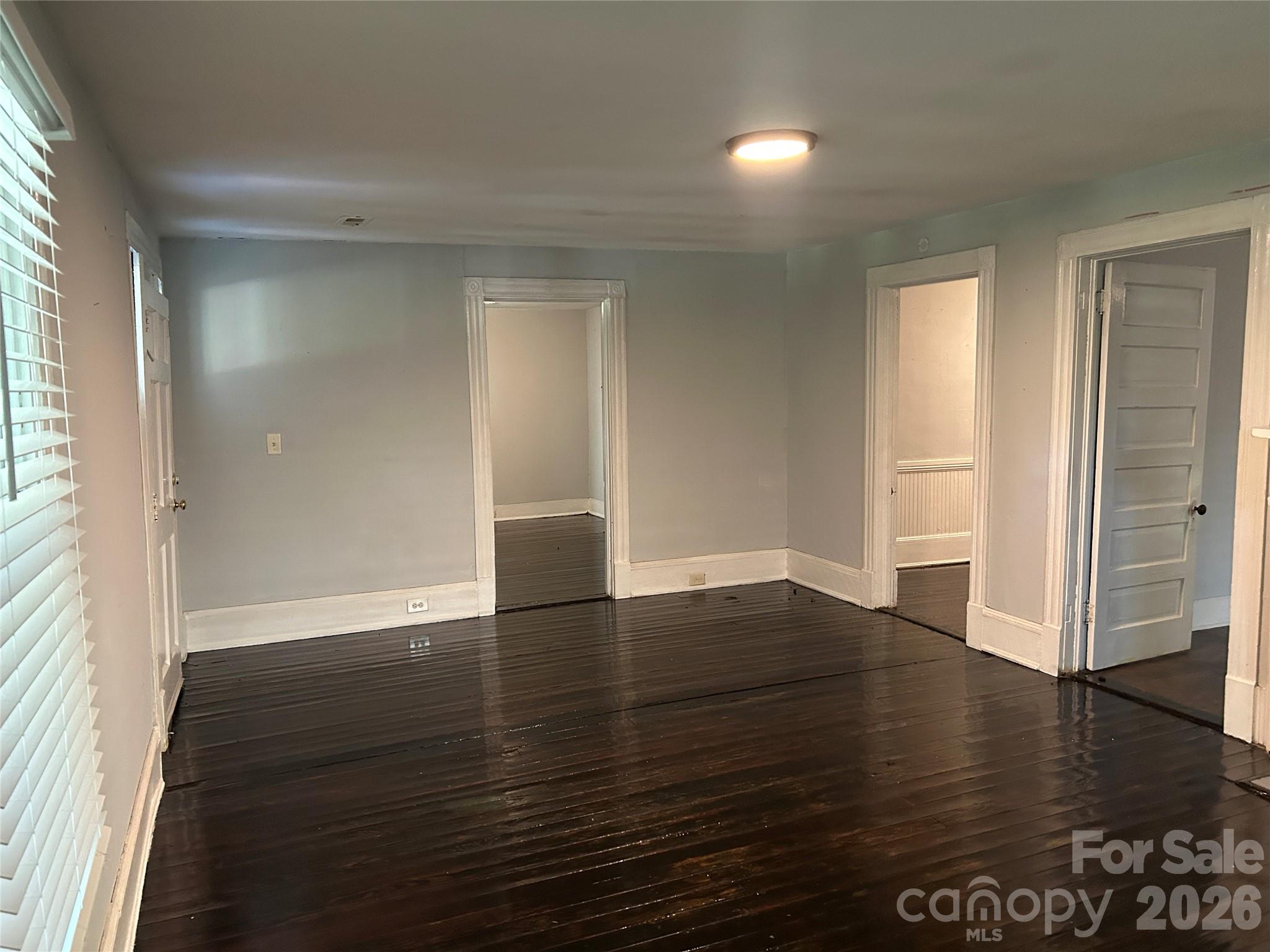 316 W Arch Street Property Photo 8