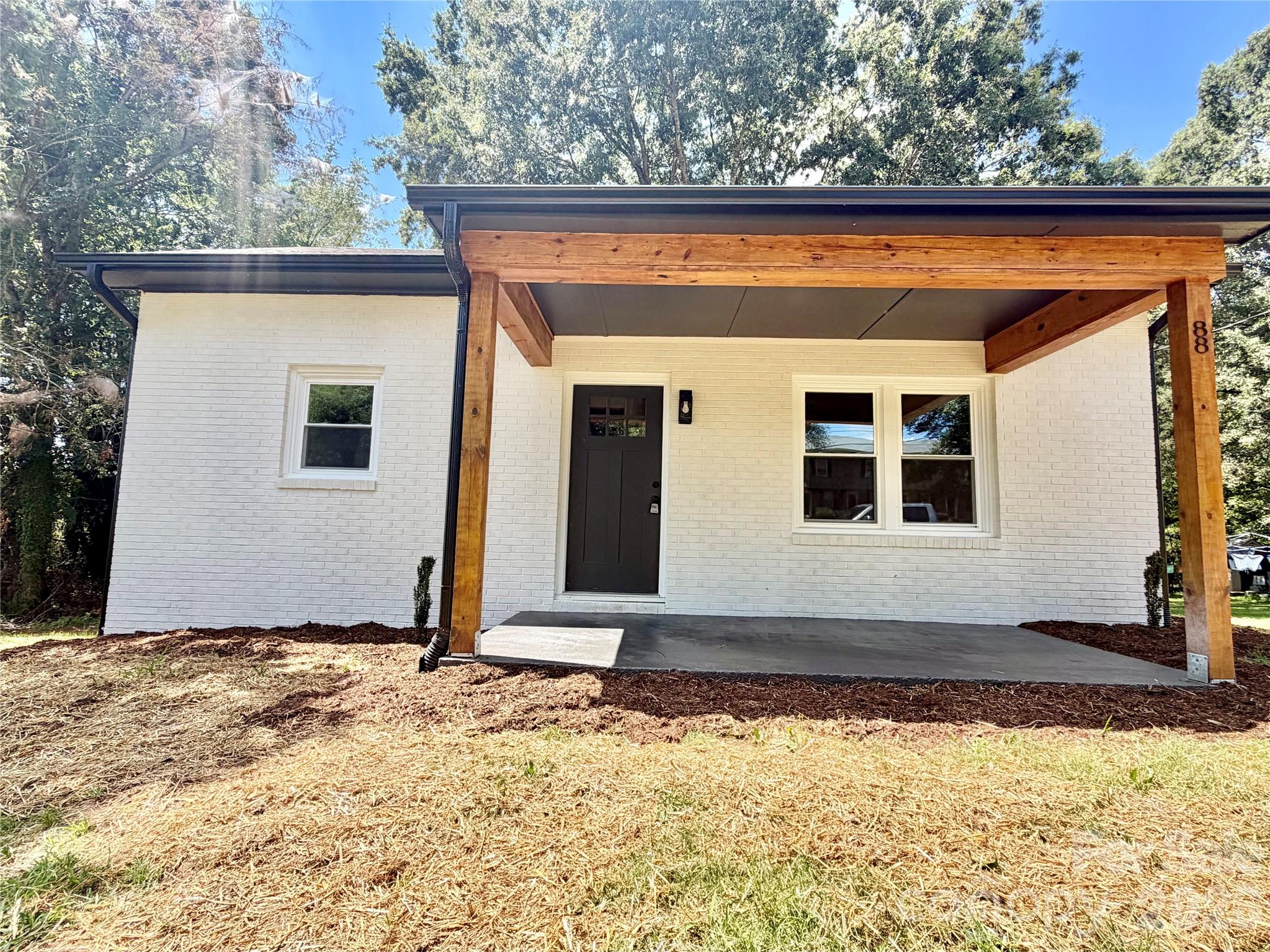 88 Polk Street Property Photo 3