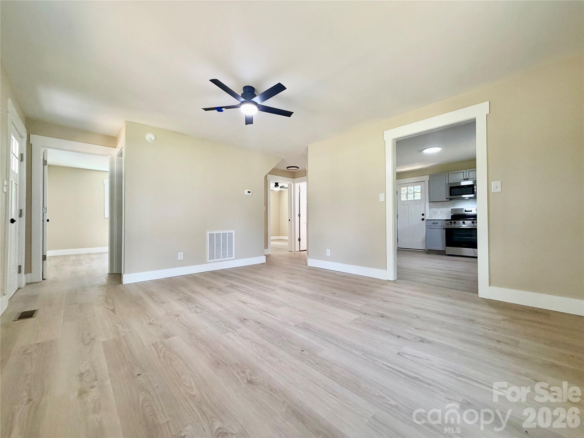 88 Polk Street Property Photo 8