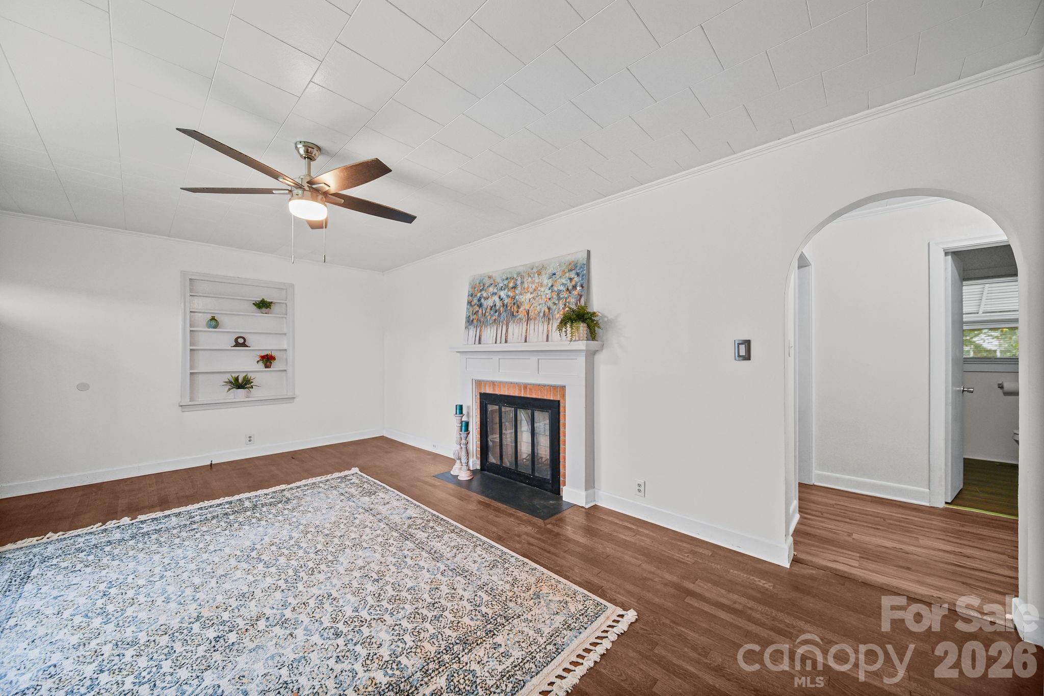 208 Clancy Street Property Photo 8