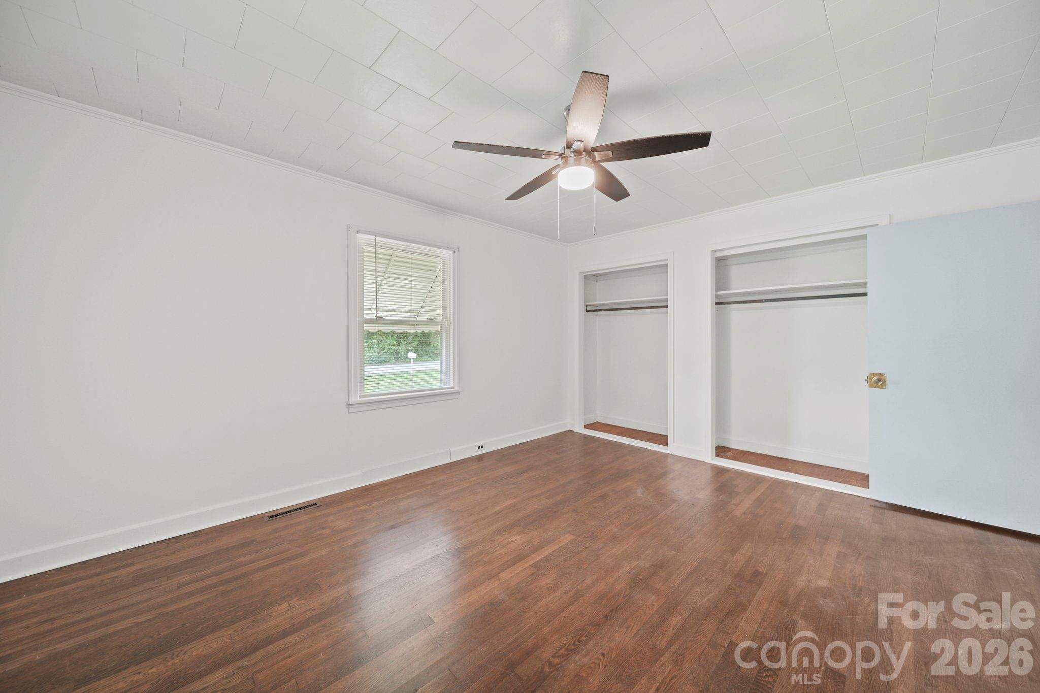 208 Clancy Street Property Photo 15
