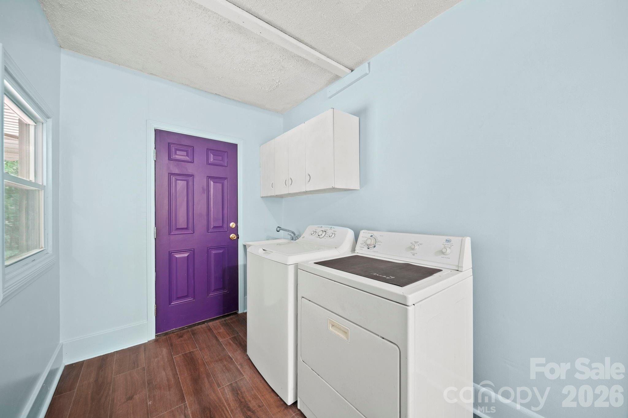 208 Clancy Street Property Photo 24