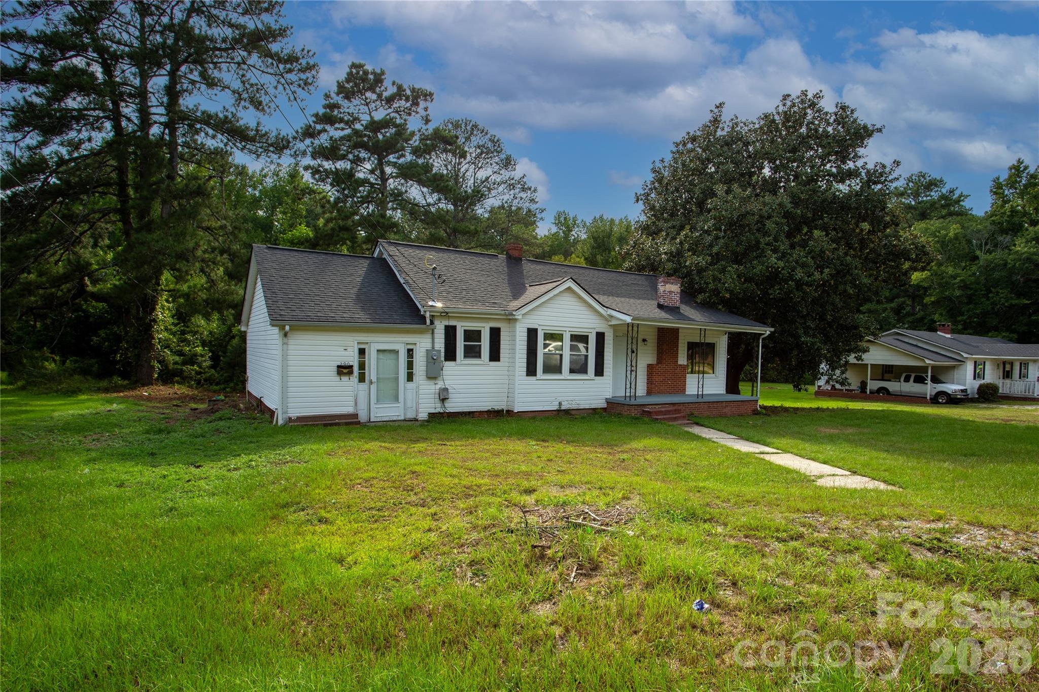 290 Airport Road Property Photo 2