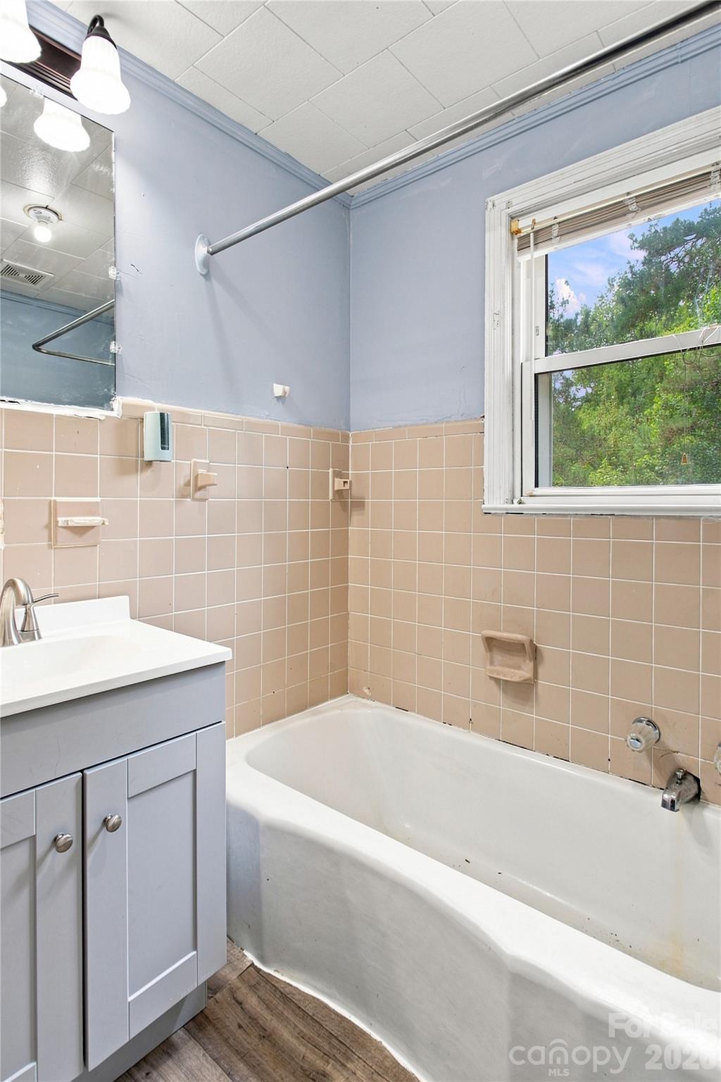 290 Airport Road Property Photo 23