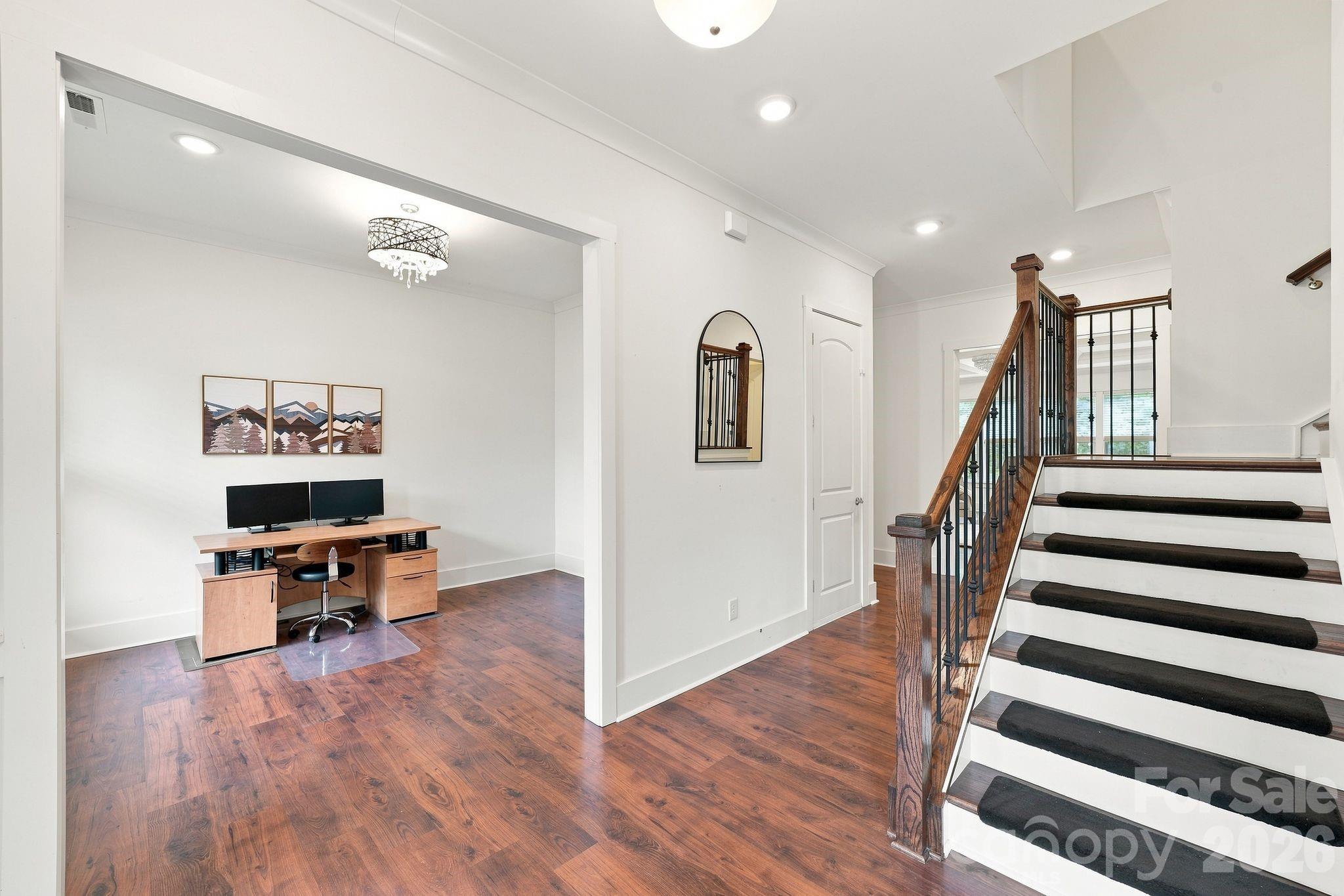 1310 Bershire Lane L13 Property Photo 4
