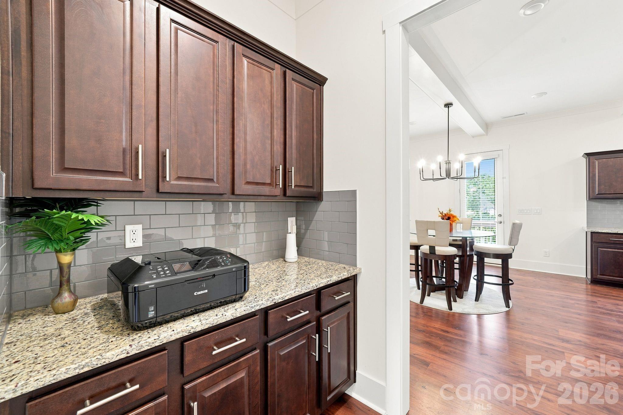 1310 Bershire Lane L13 Property Photo 8