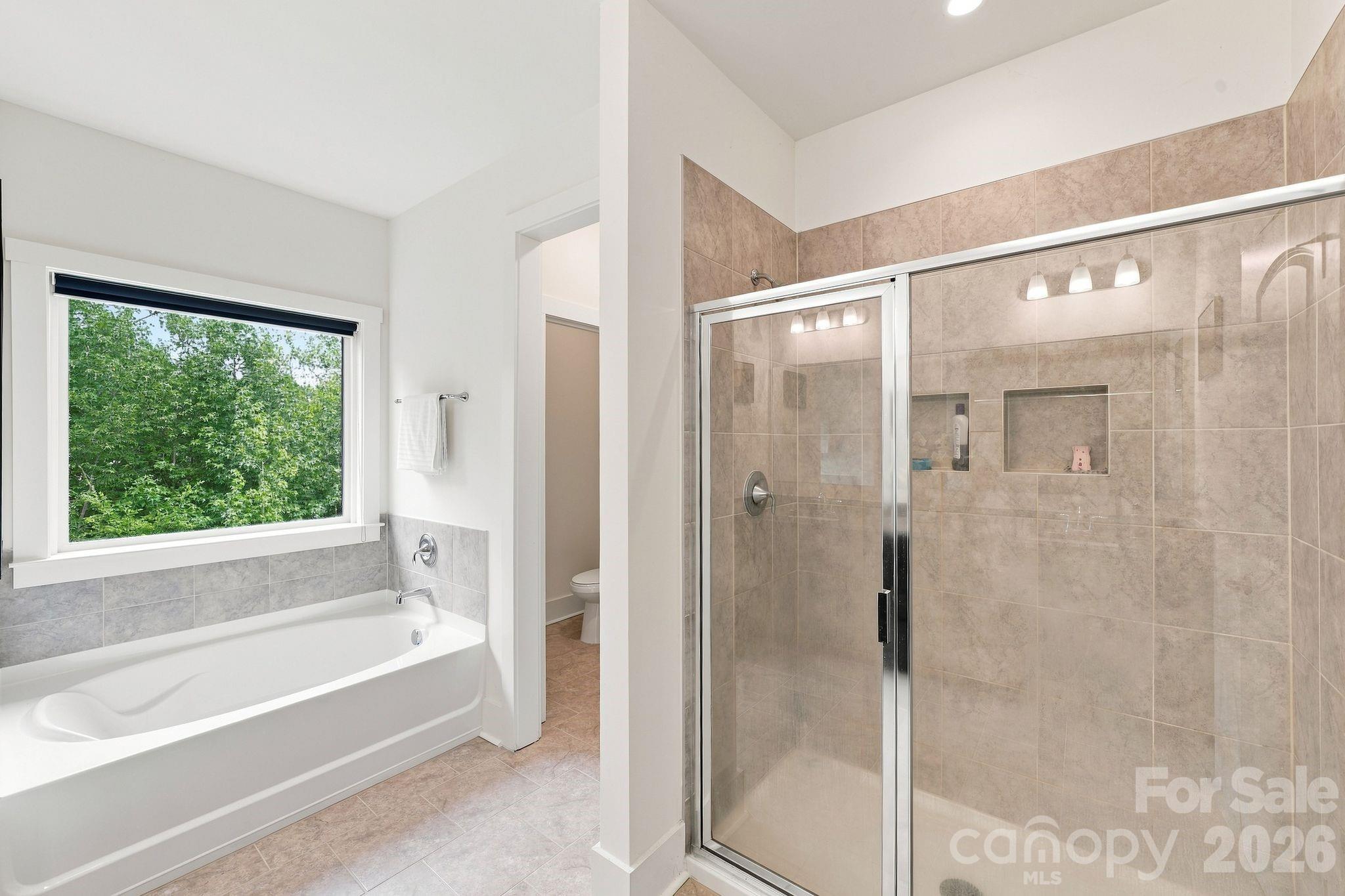 1310 Bershire Lane L13 Property Photo 20
