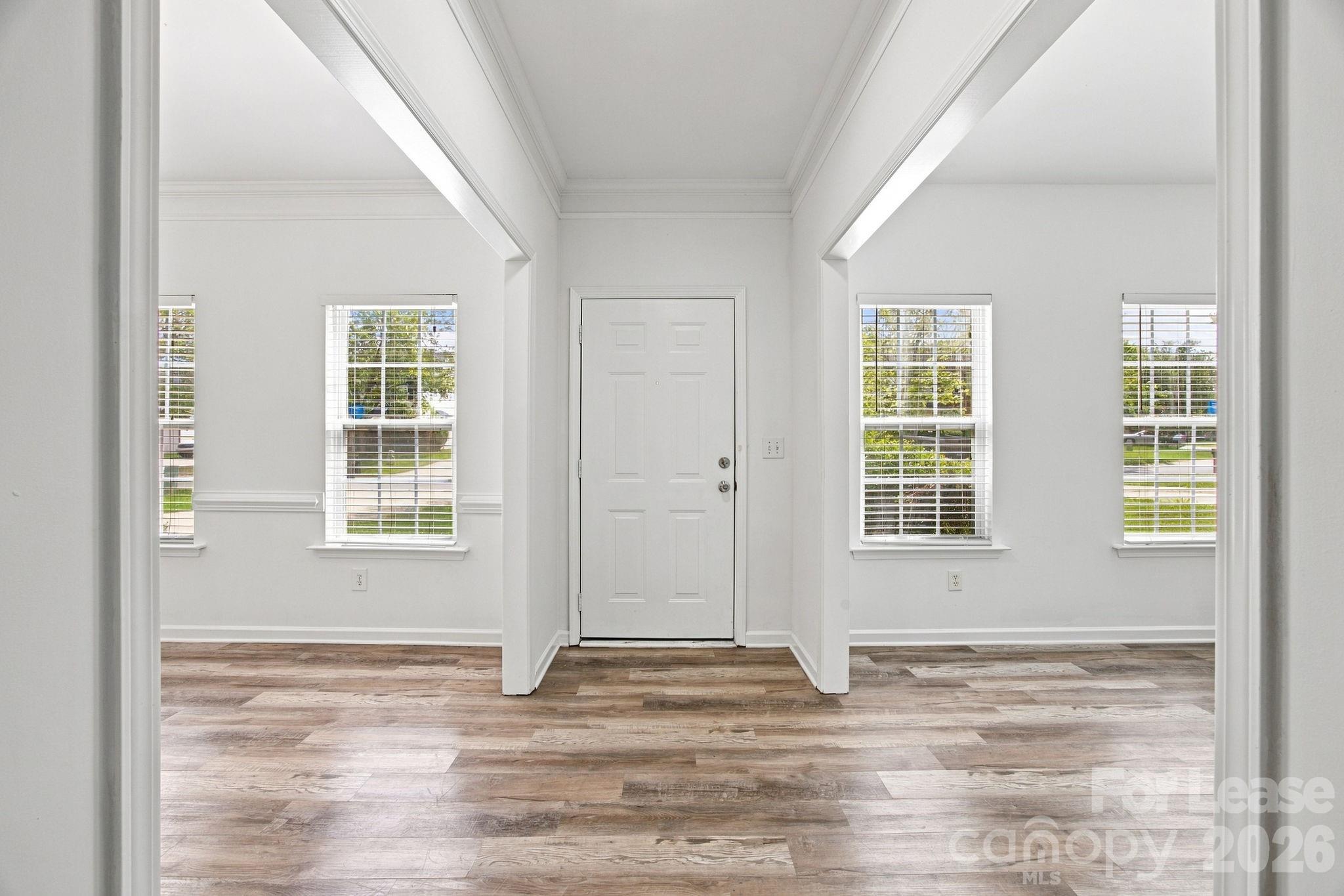 1748 Chinchester Lane Property Photo 4
