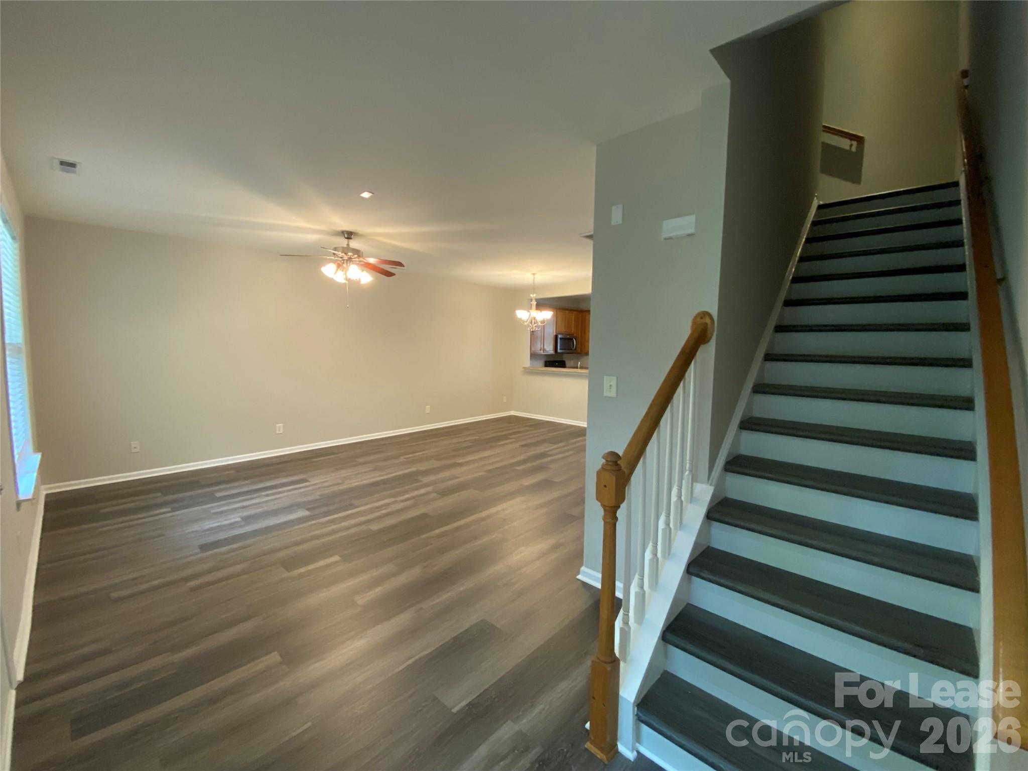 10310 Mcgoogan Lane Property Photo 8
