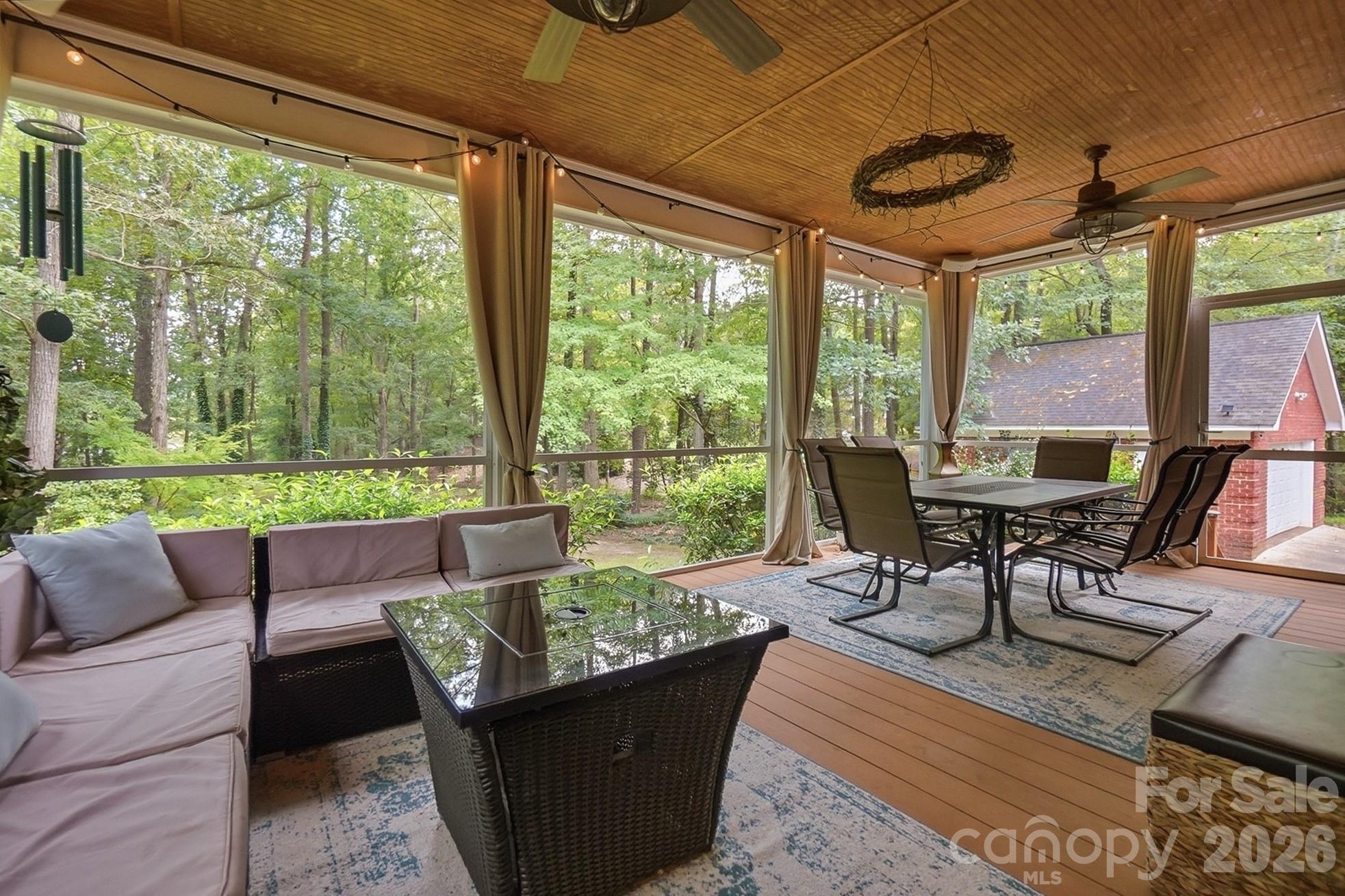 1006 Waterview Lane Property Photo 43