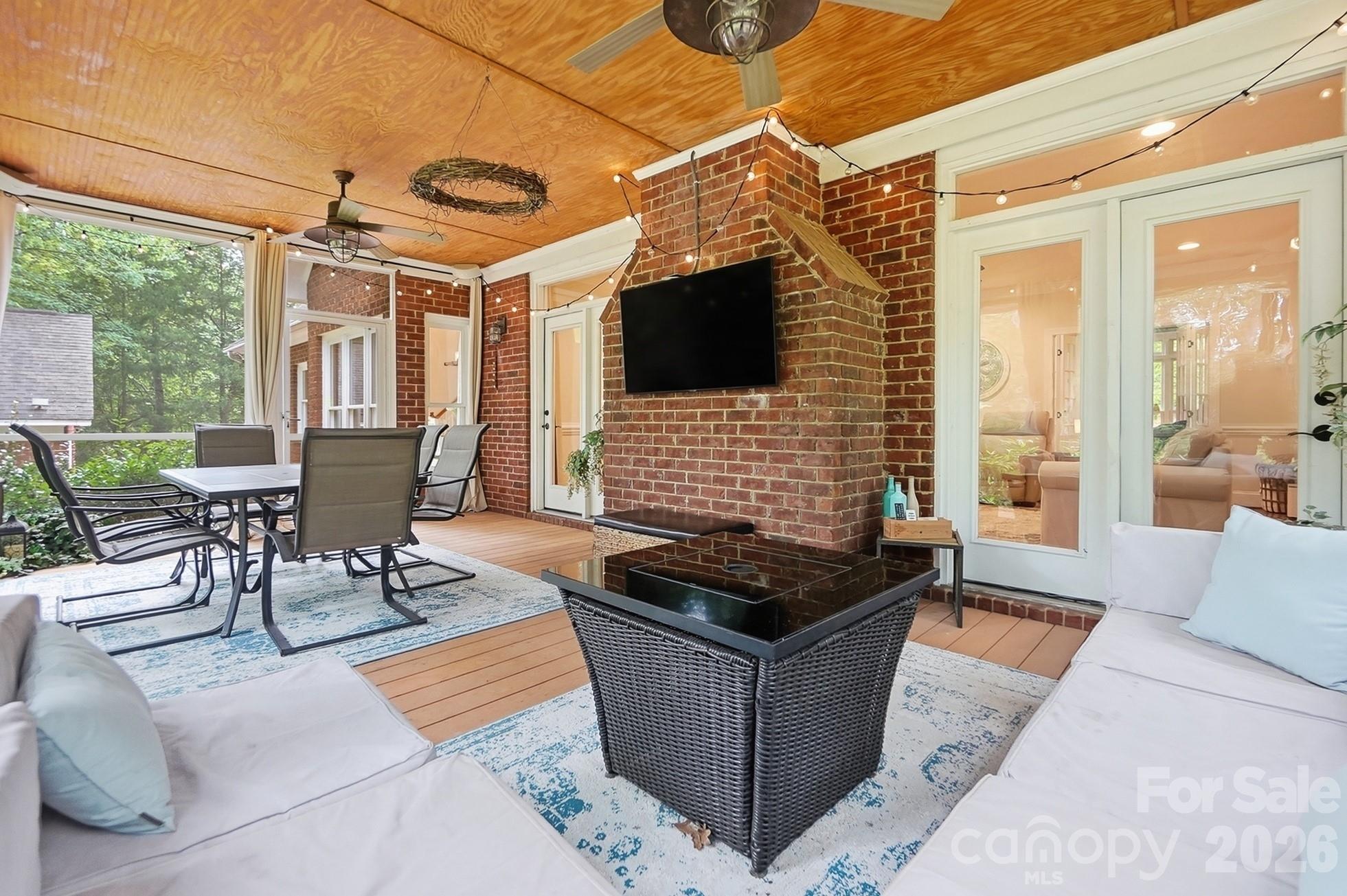 1006 Waterview Lane Property Photo 44