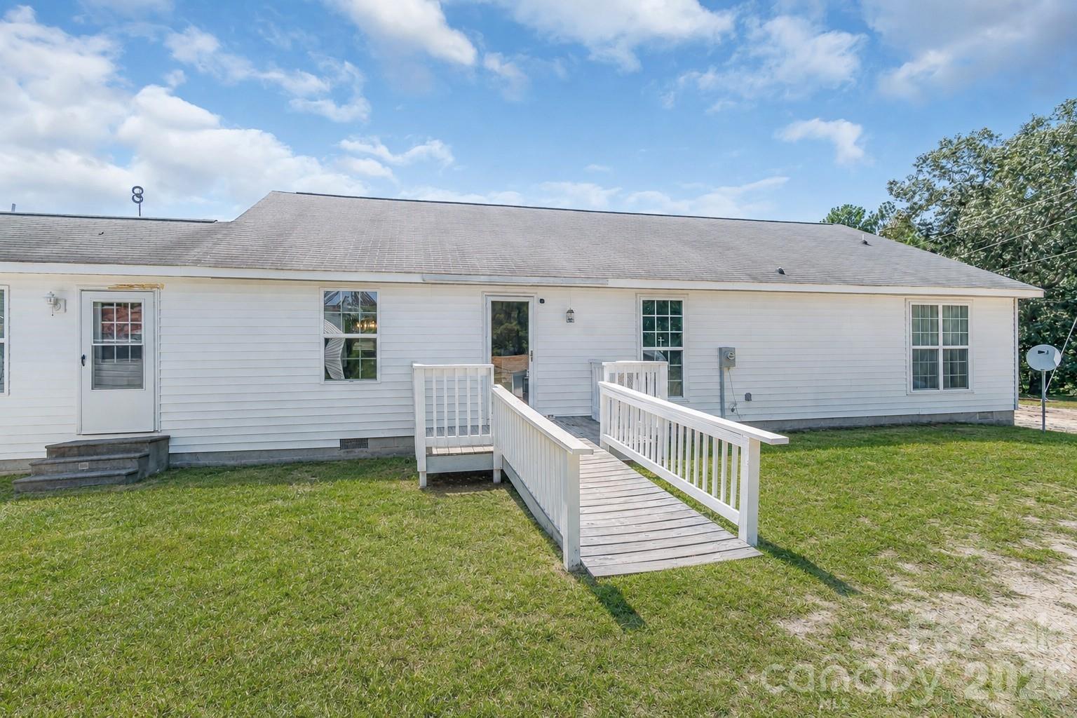 312 Sanders Road Property Photo 9