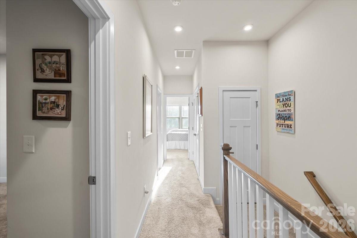 606 Crudent Road Property Photo 11