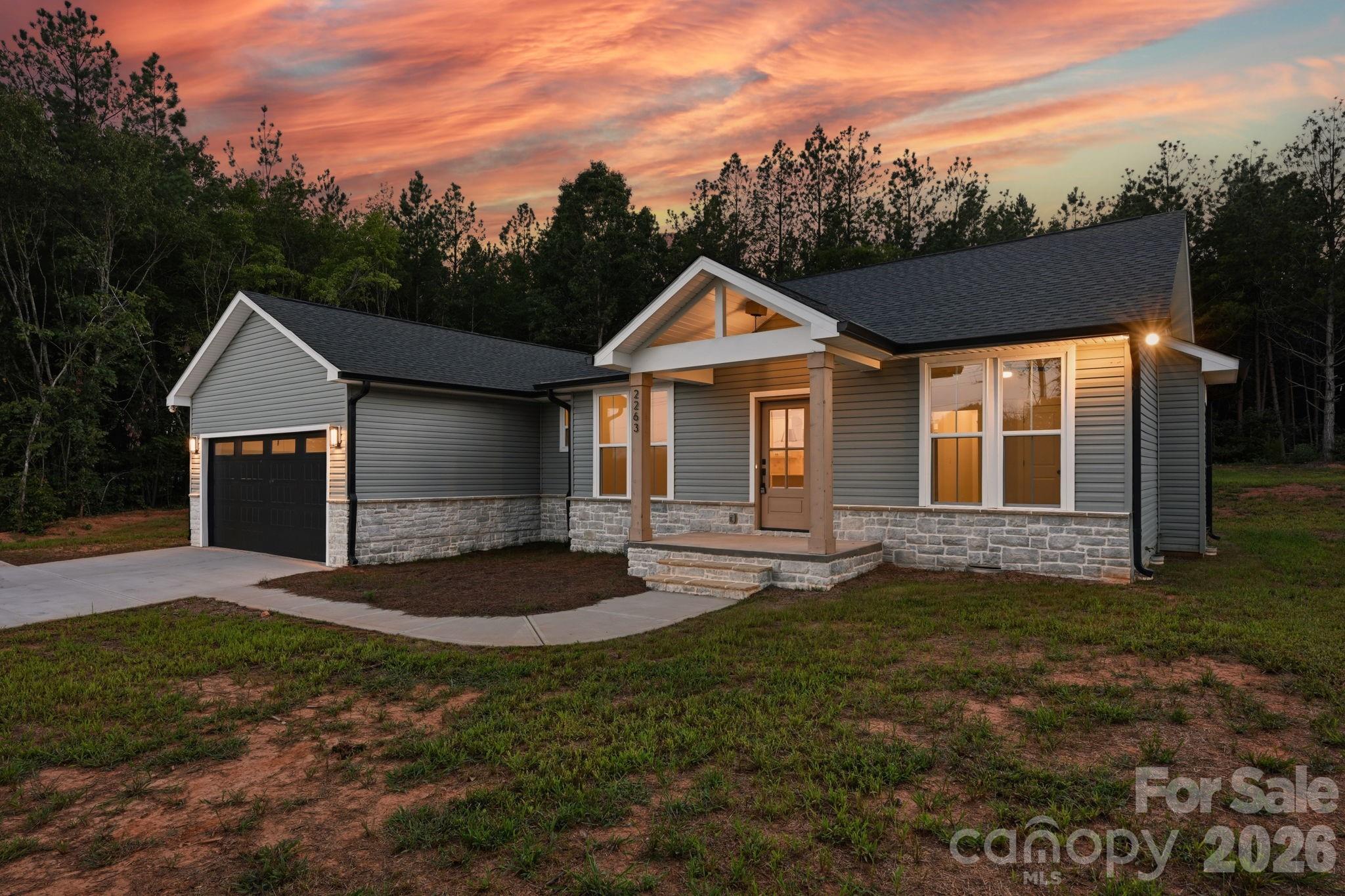 2263 Lee Lawing Road Property Photo 2