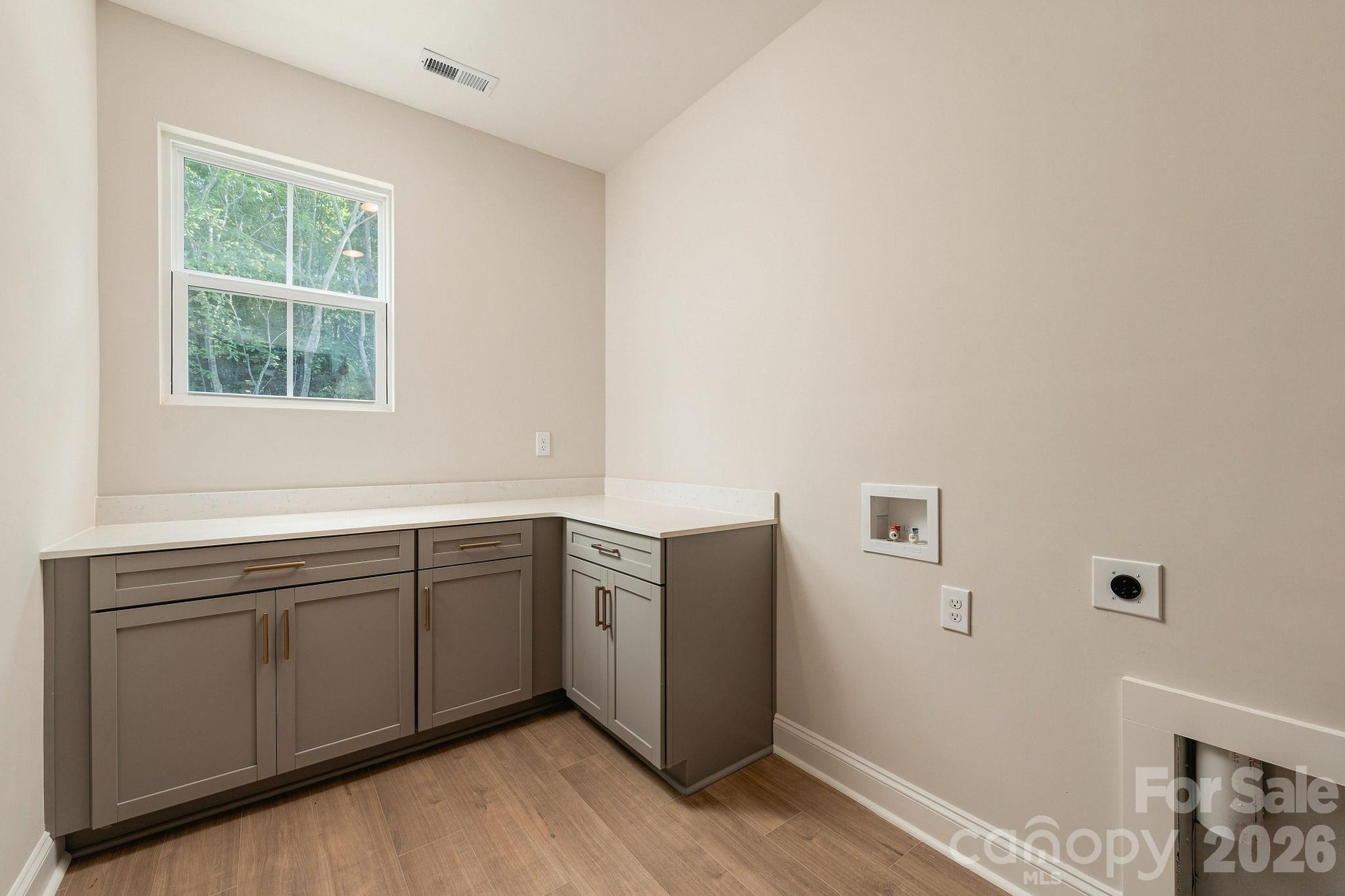 2263 Lee Lawing Road Property Photo 24