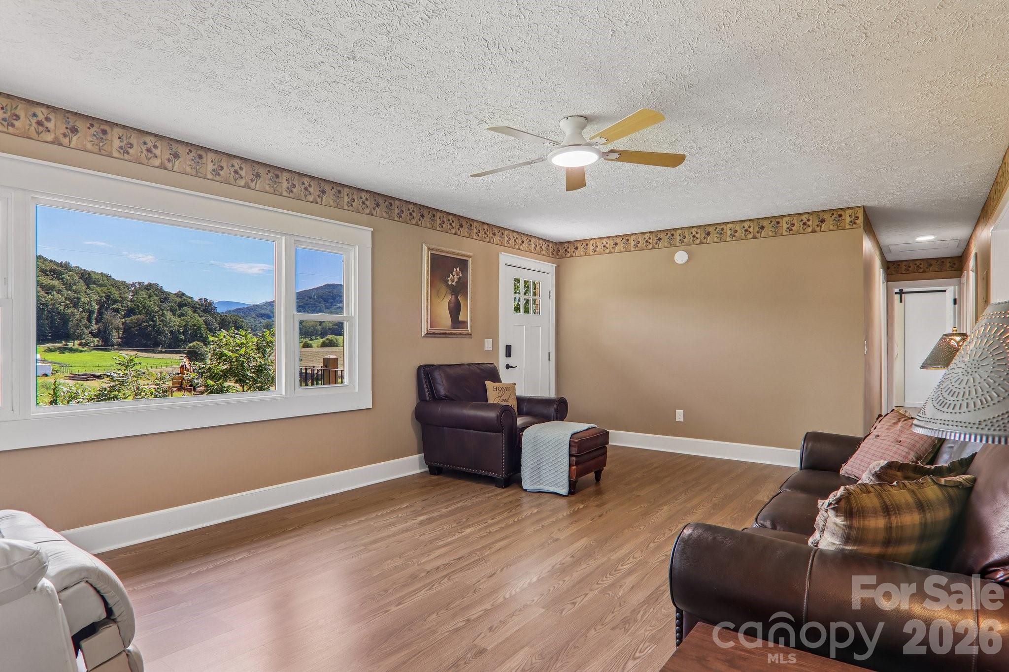120 Sonoma Road Property Photo 11