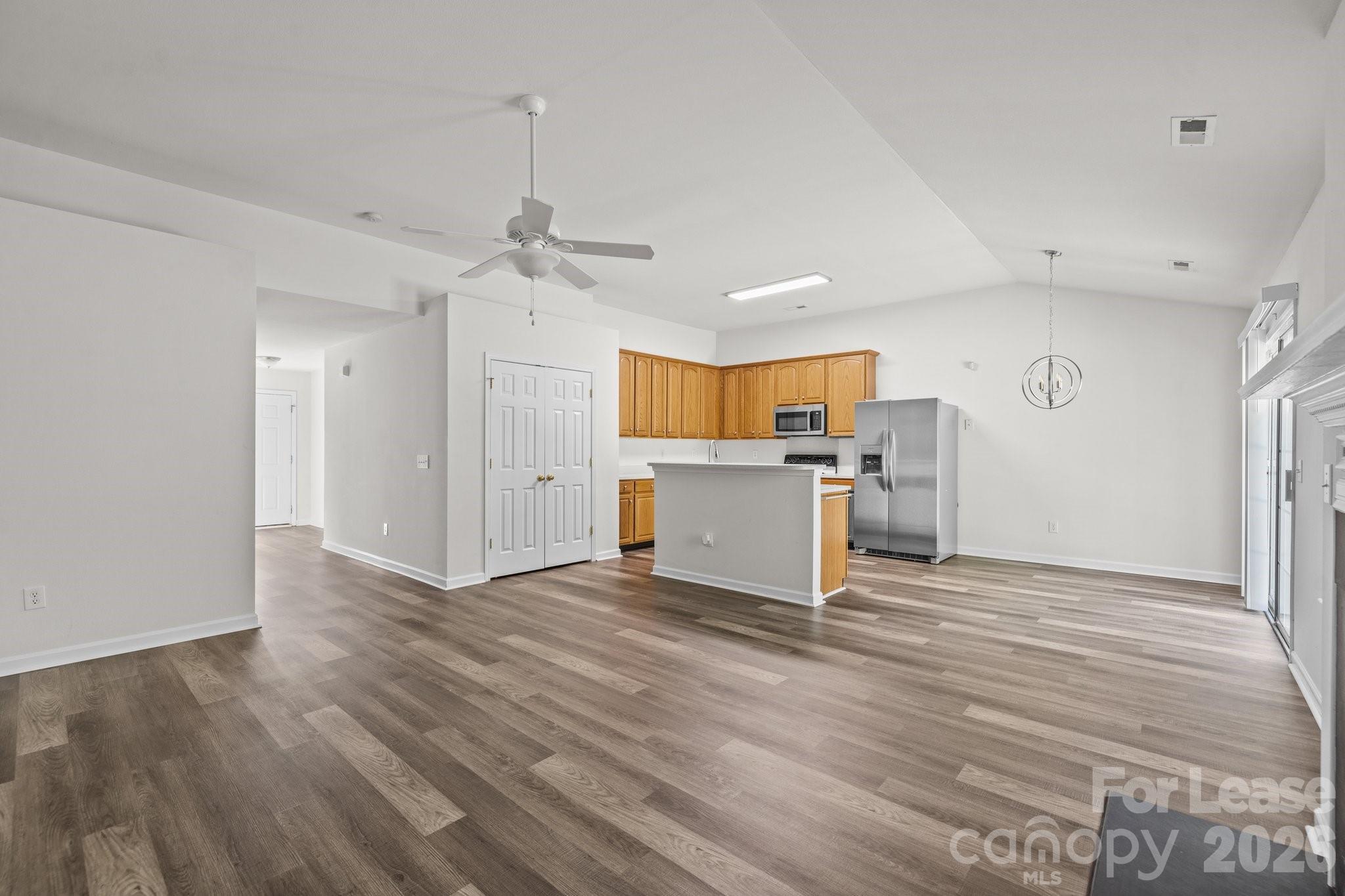 11228 Dickie Ross Road Property Photo 4