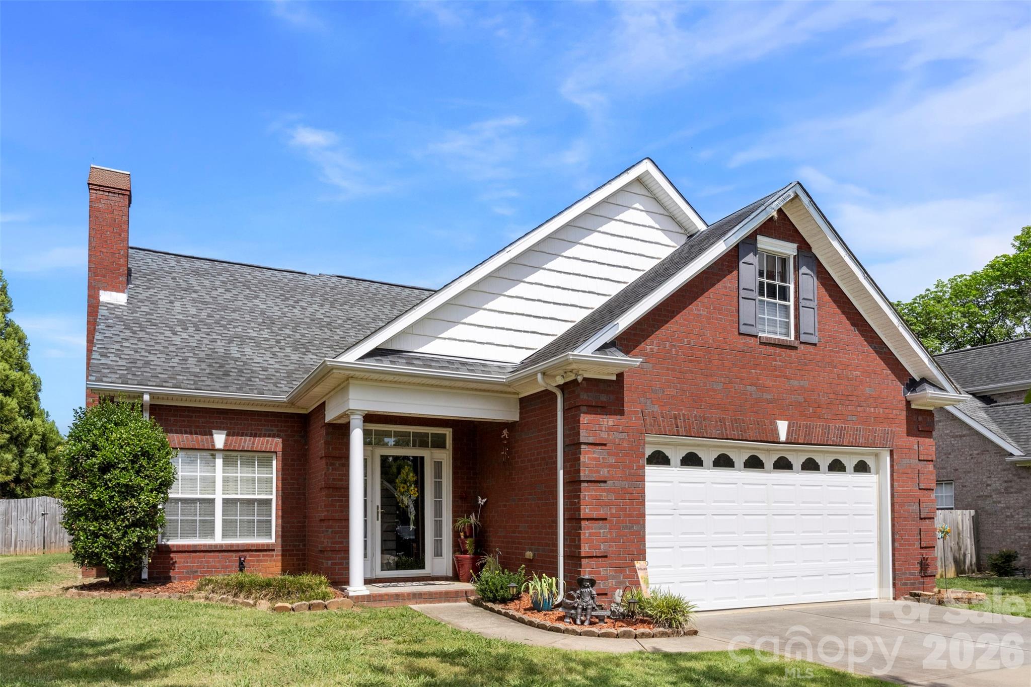 3310 Brickwood Circle Property Photo 2