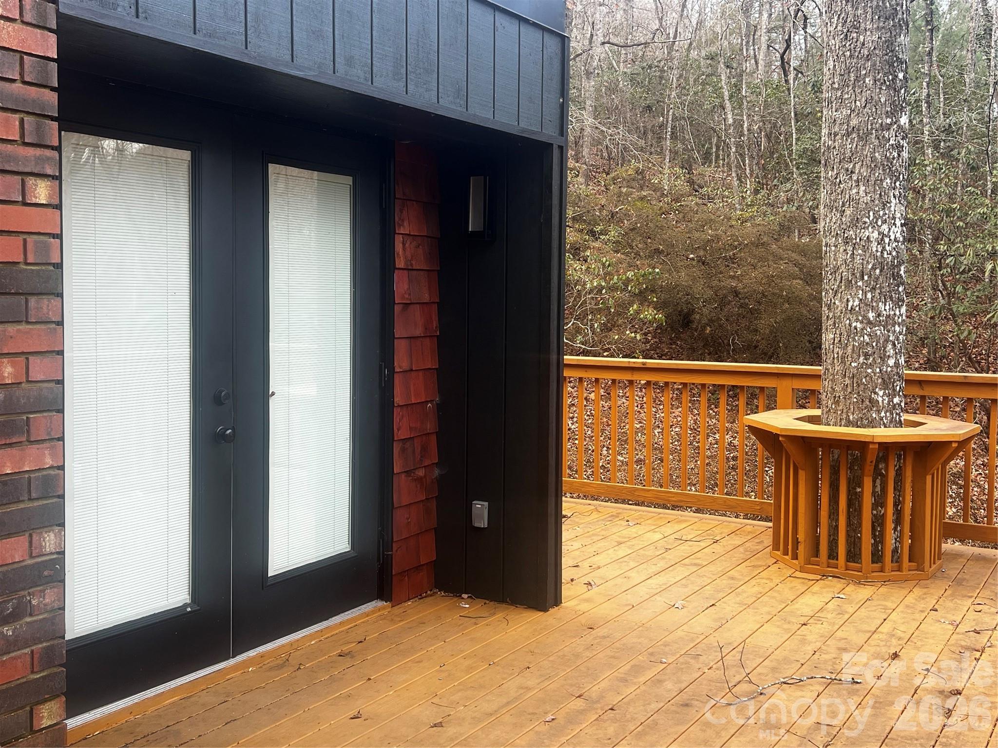 320 Never Mountain Road Property Photo 5