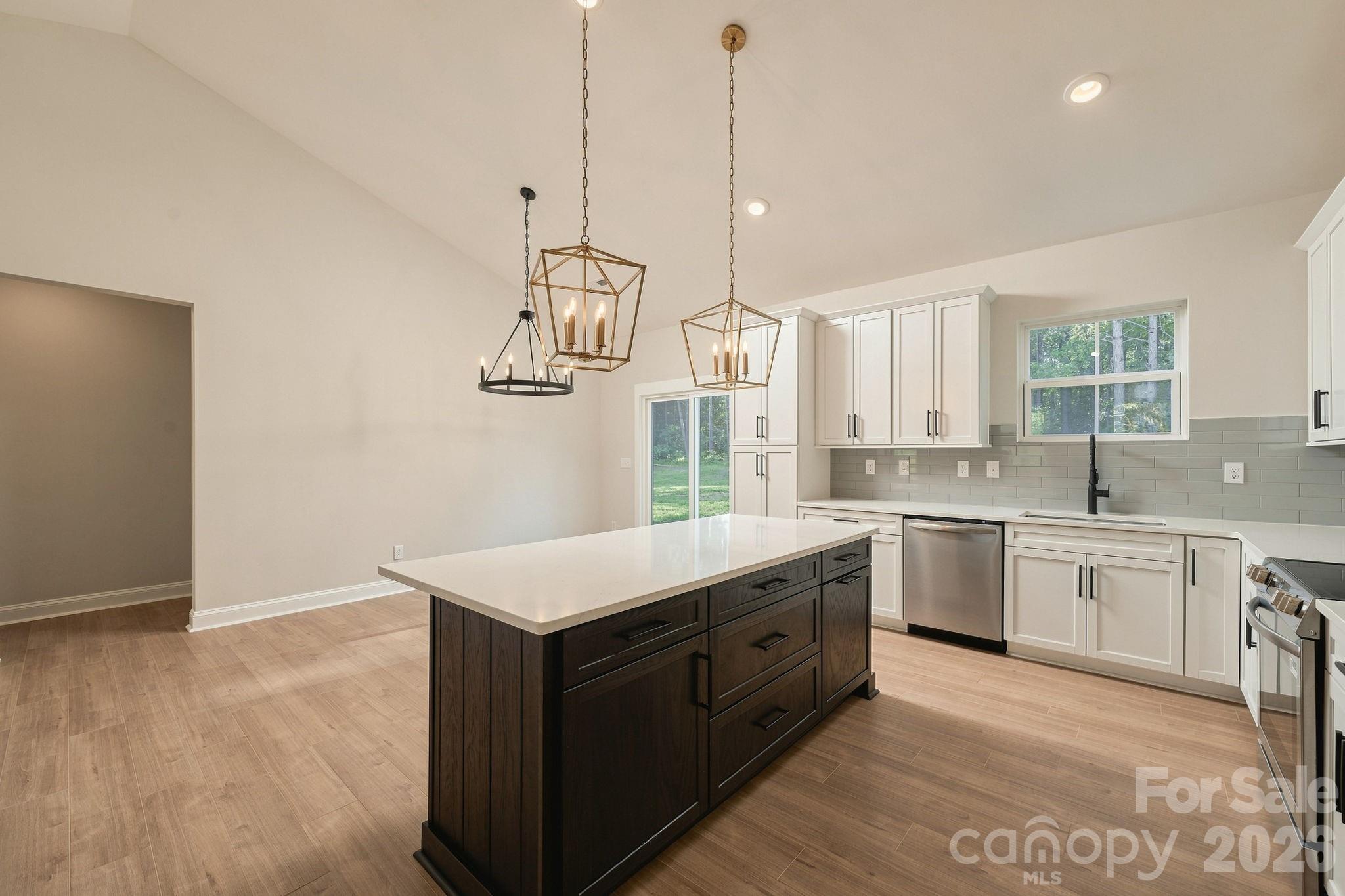 2271 Lee Lawing Road Property Photo 9