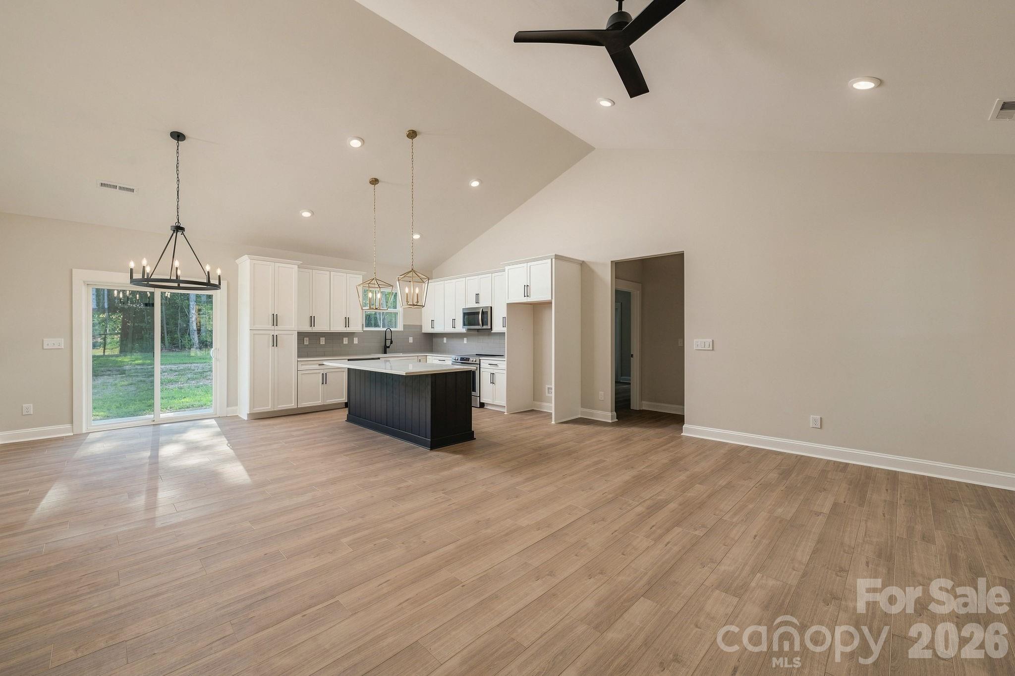 2271 Lee Lawing Road Property Photo 10