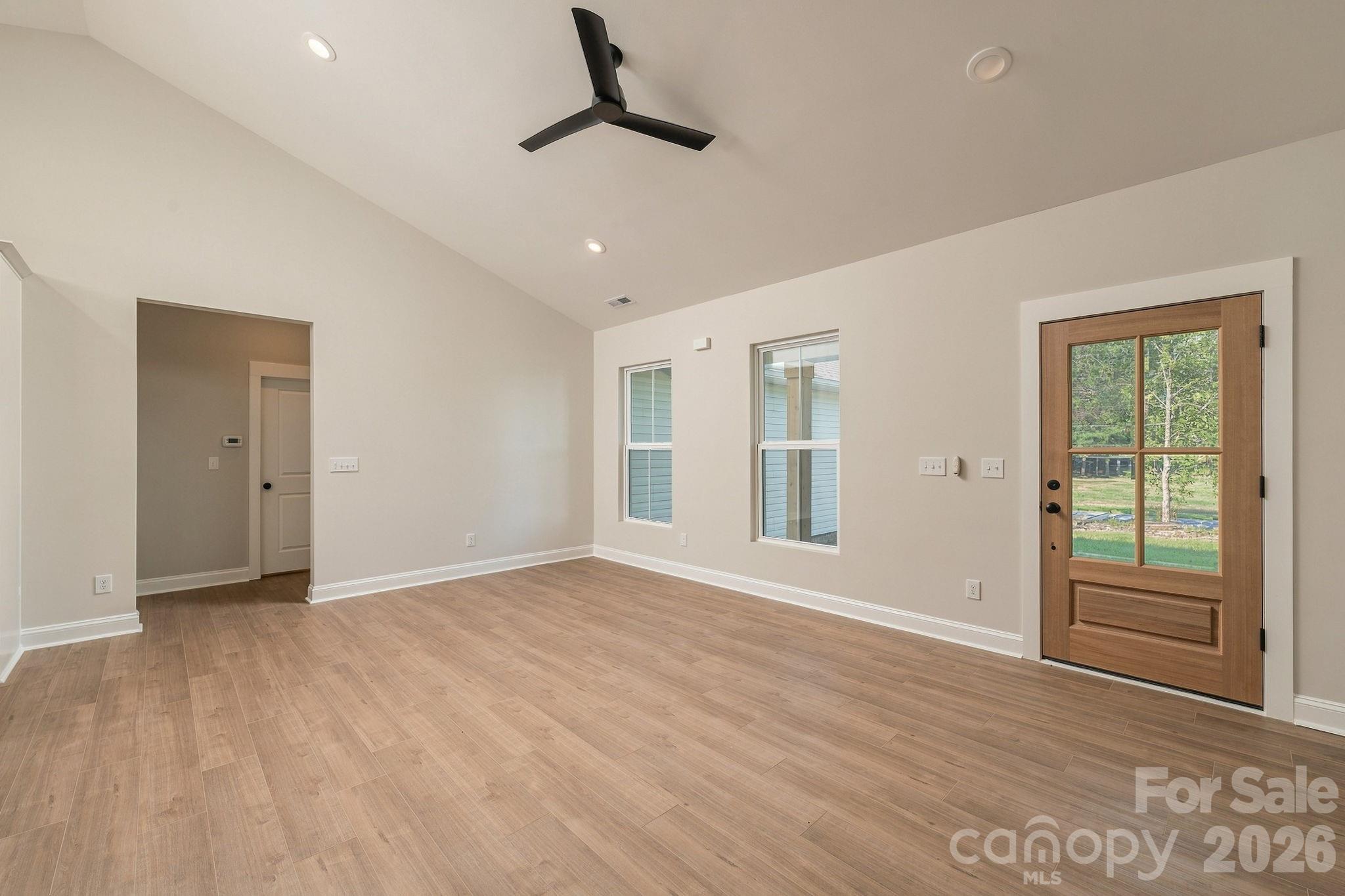 2271 Lee Lawing Road Property Photo 11