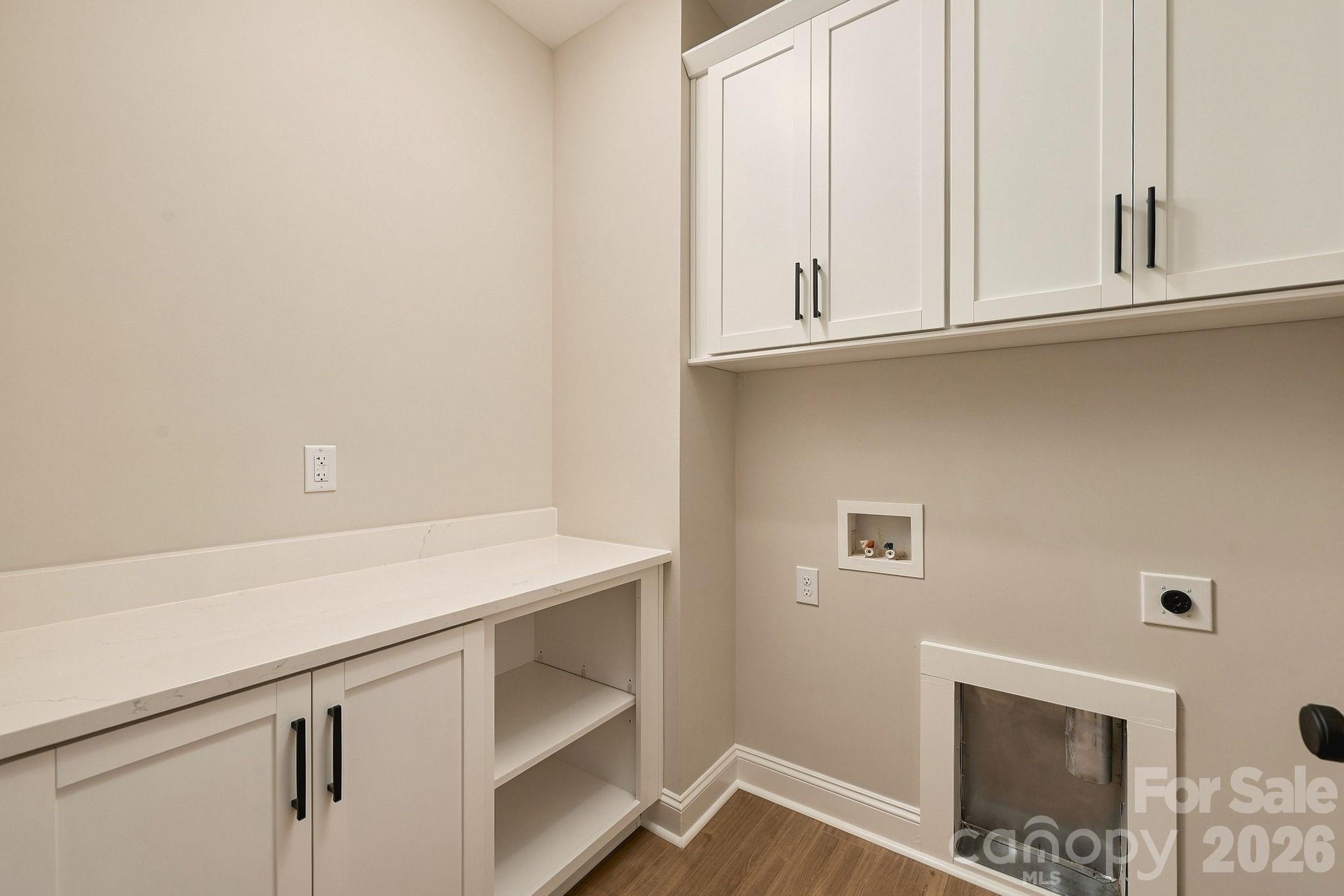2271 Lee Lawing Road Property Photo 27