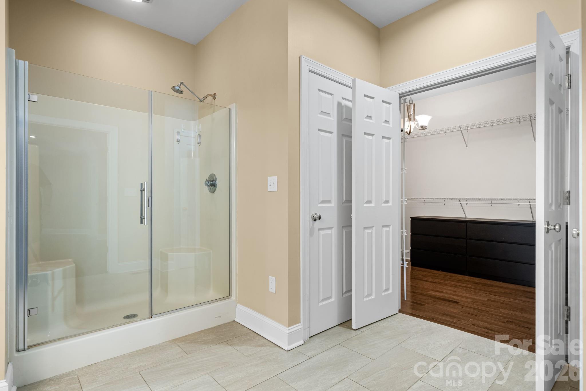 2752 Brittany Drive Property Photo 21