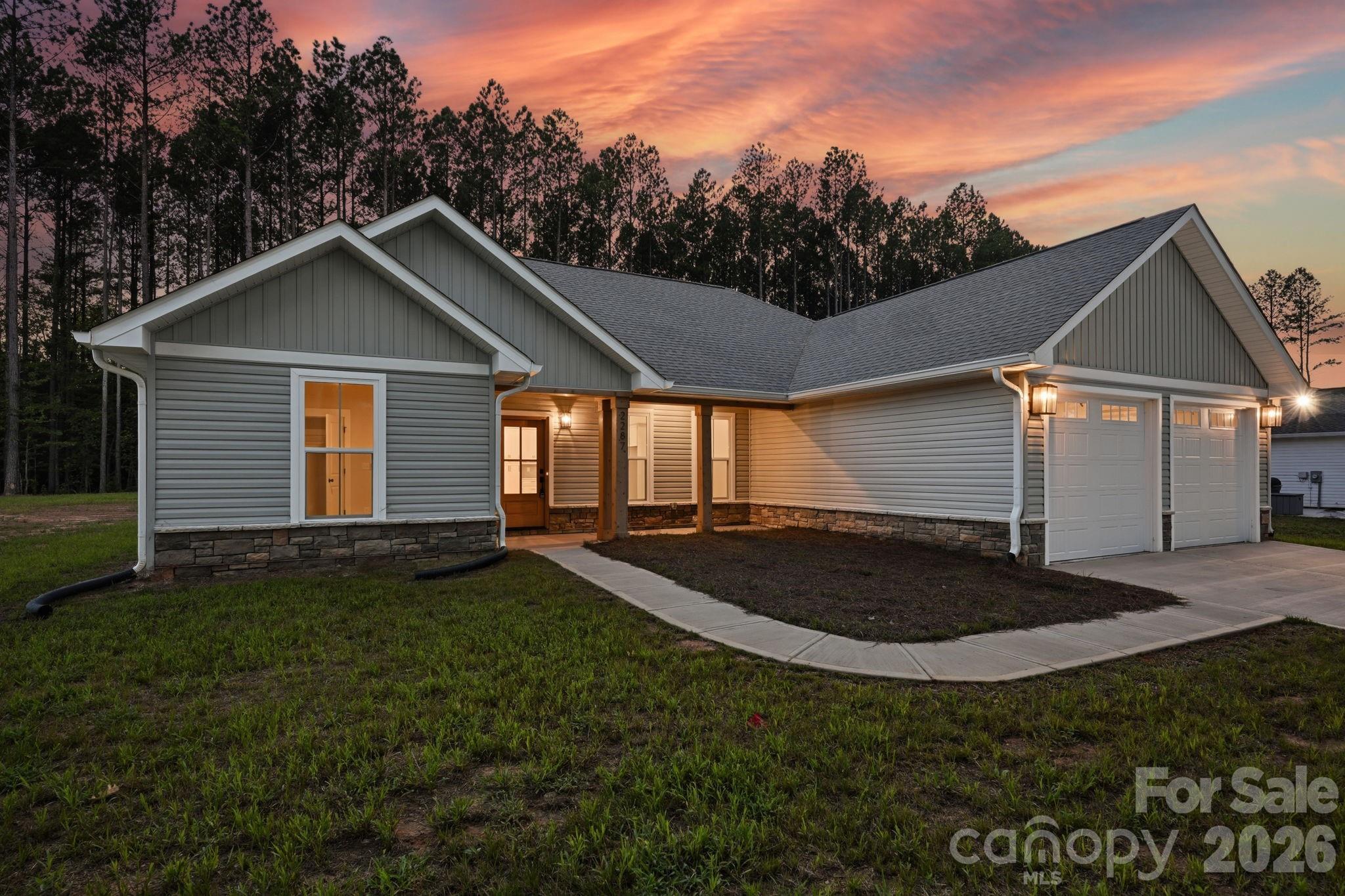 2287 Lee Lawing Road Property Photo 2