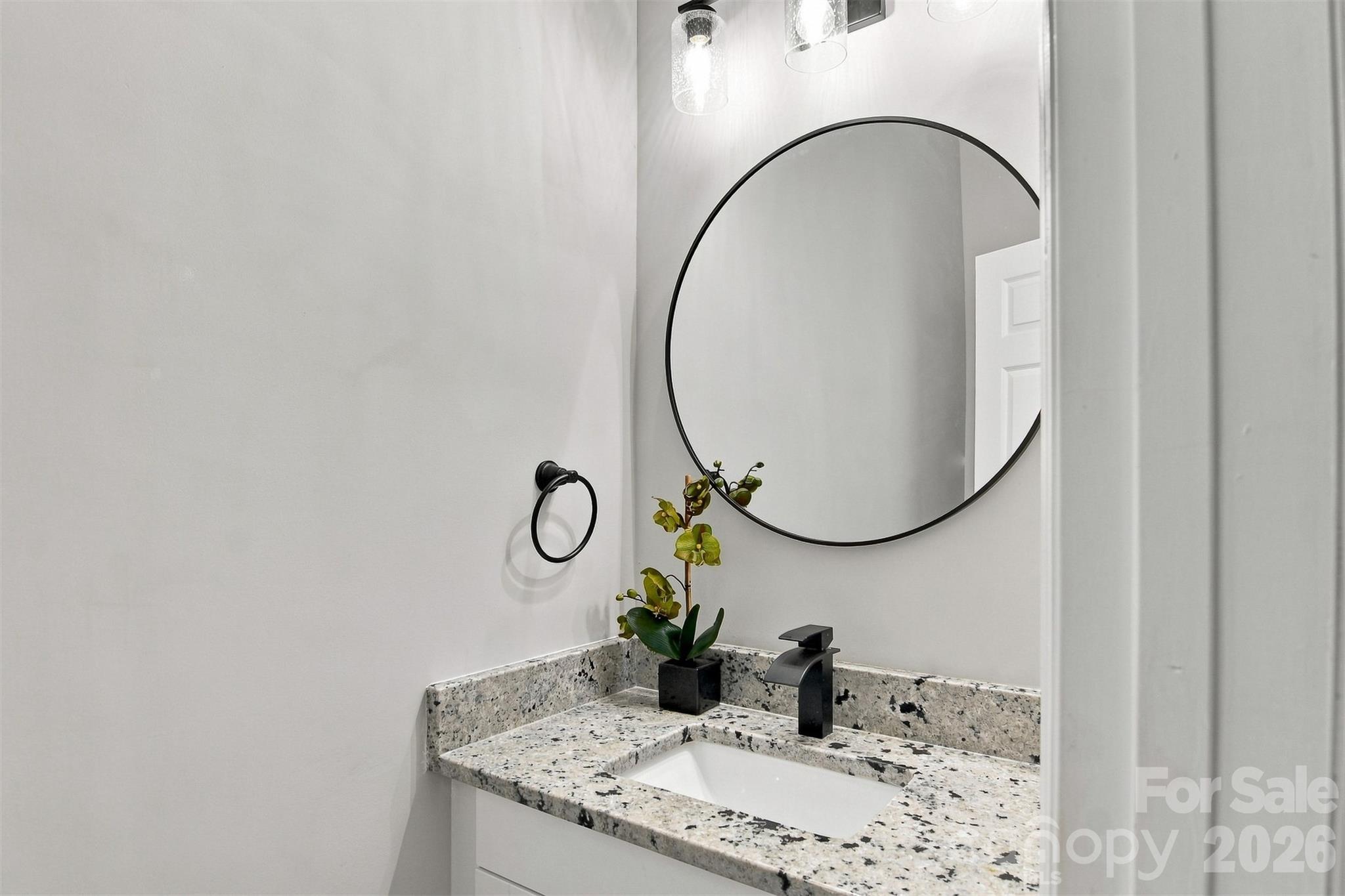 2254 Lula Street Property Photo 10
