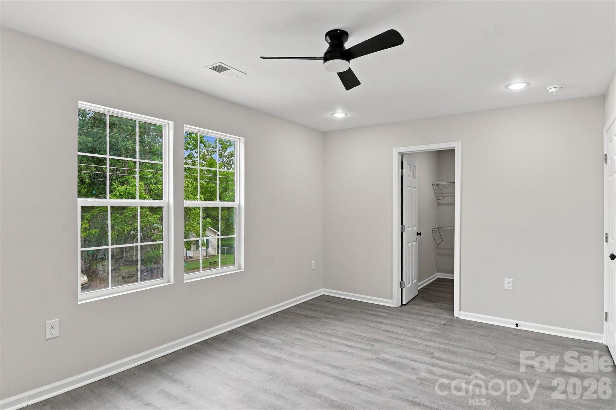 2254 Lula Street Property Photo 13