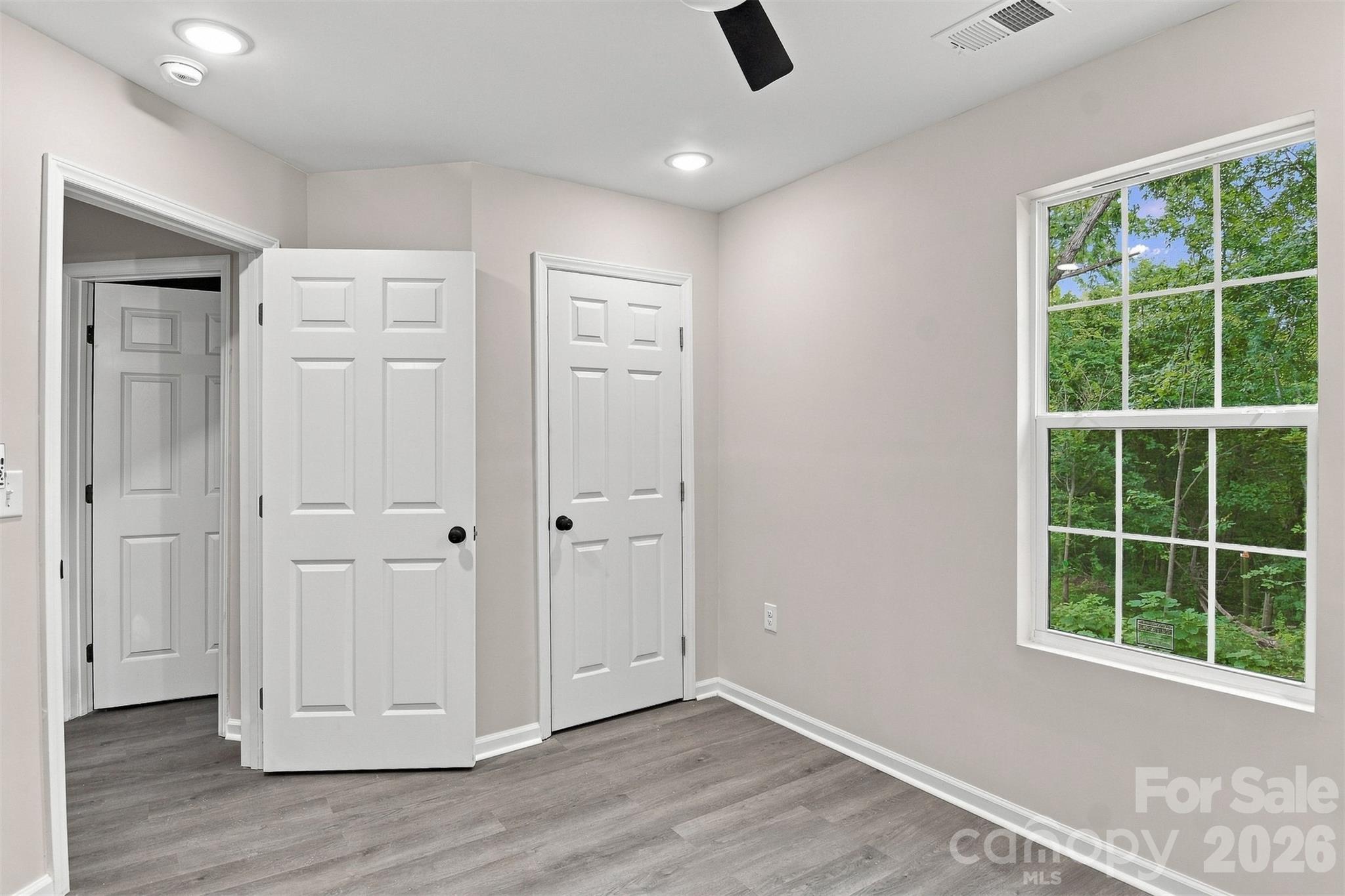 2254 Lula Street Property Photo 19