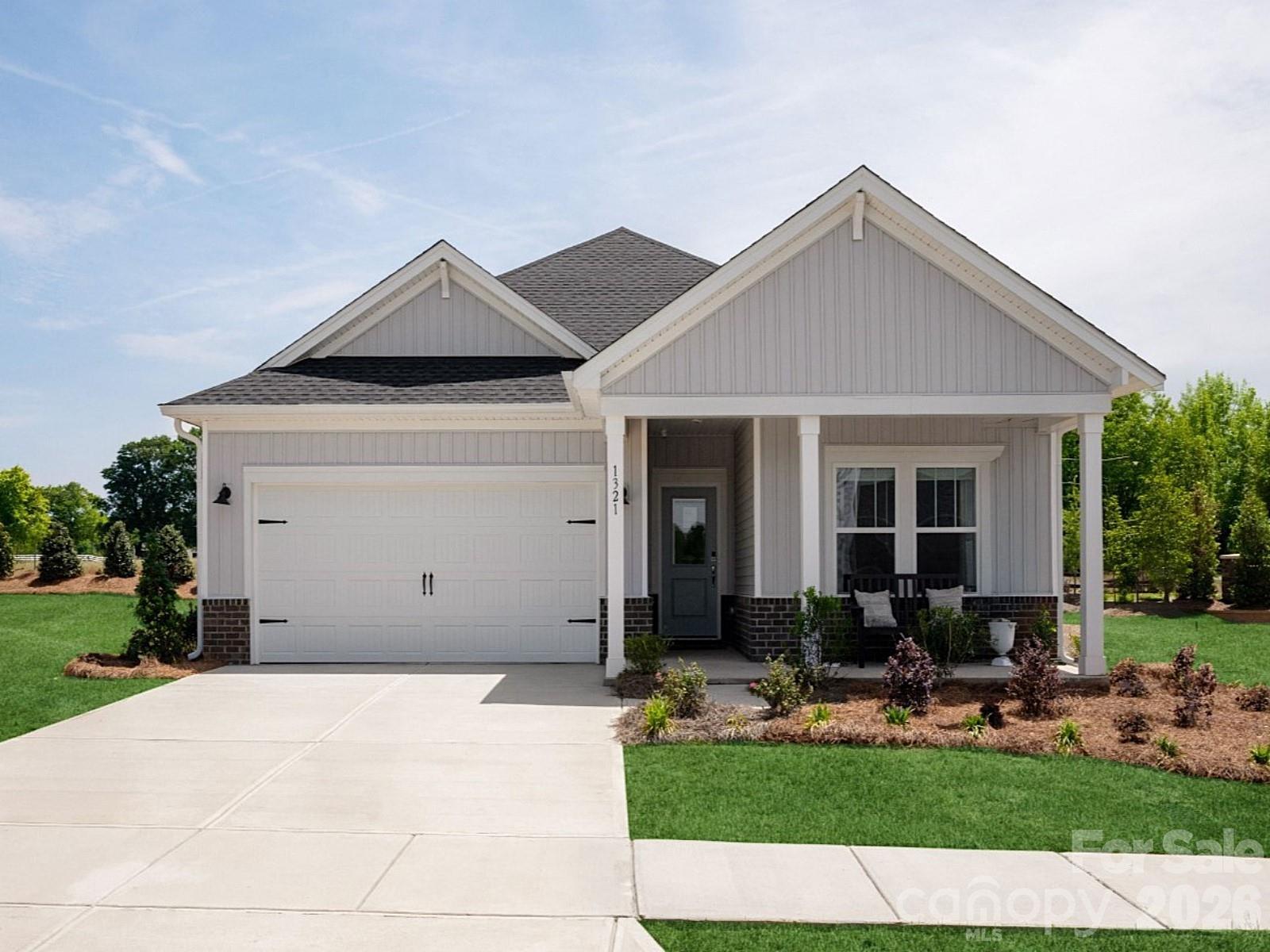 323 Pantego Place Property Photo 1