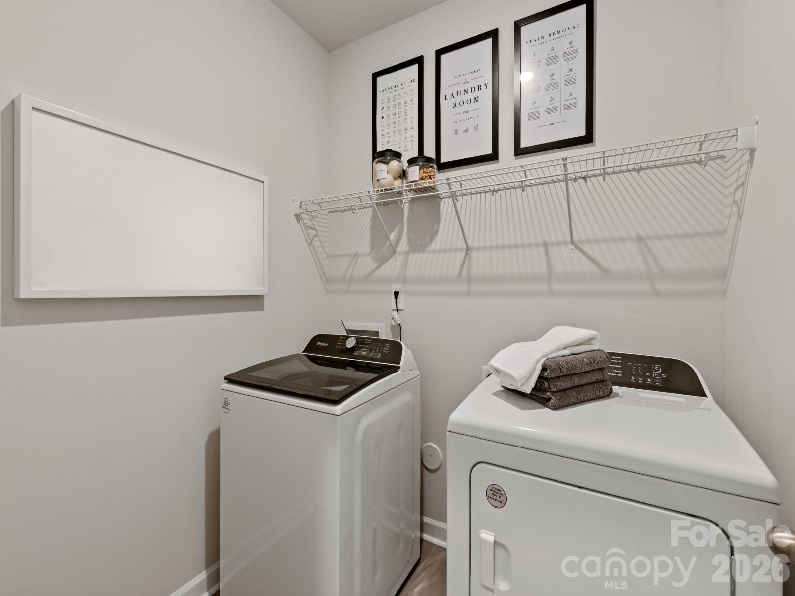 323 Pantego Place Property Photo 6