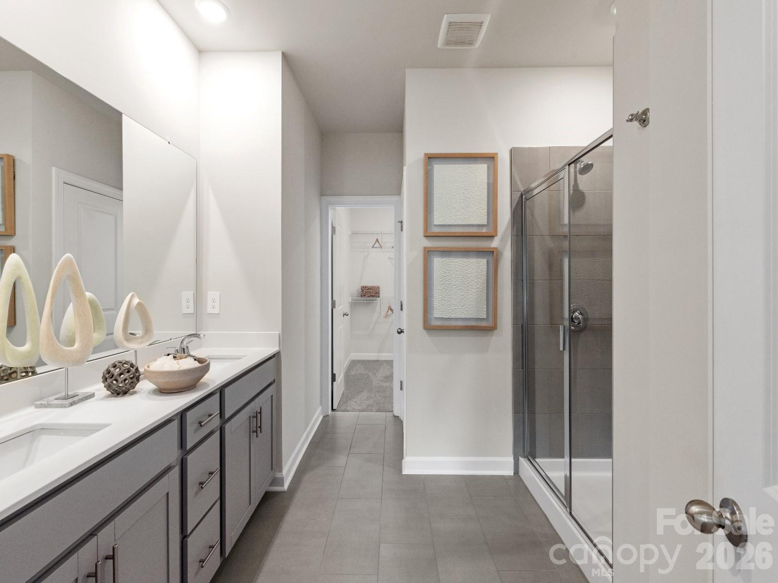 323 Pantego Place Property Photo 11