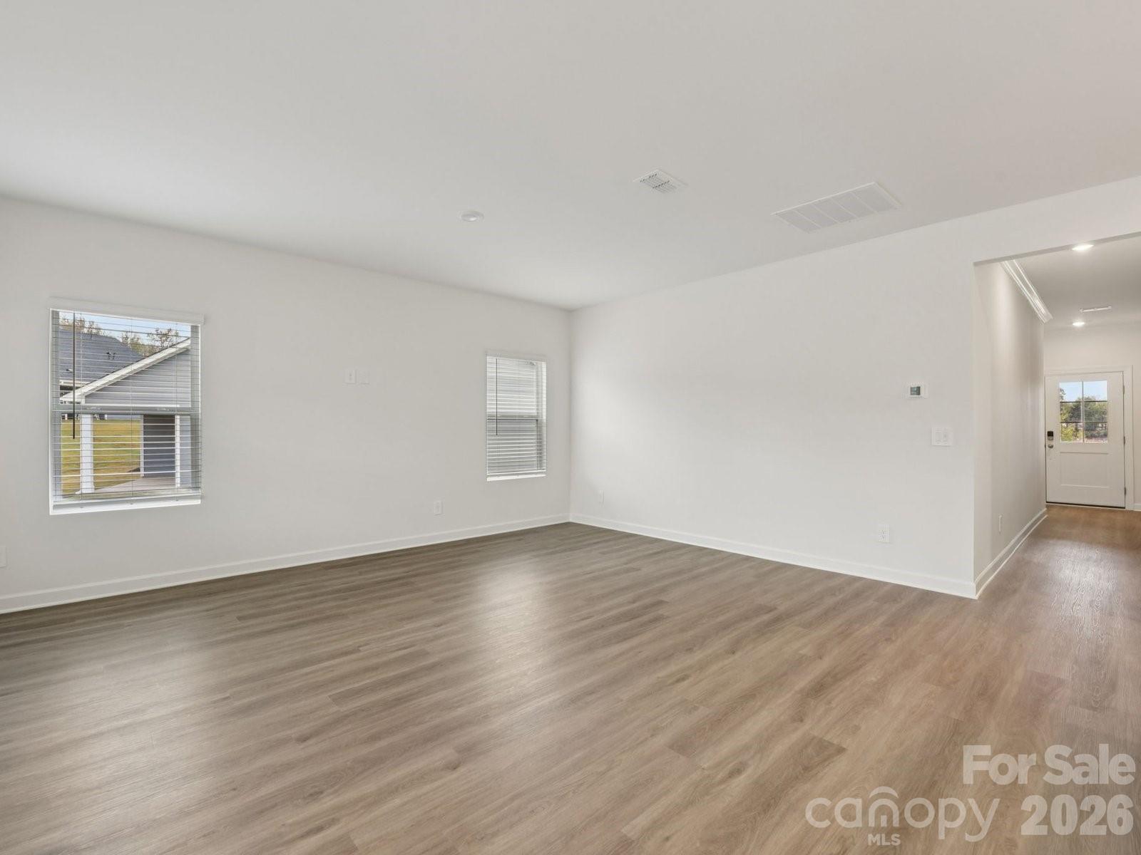 720 Palmer Pendleton Way Property Photo 4