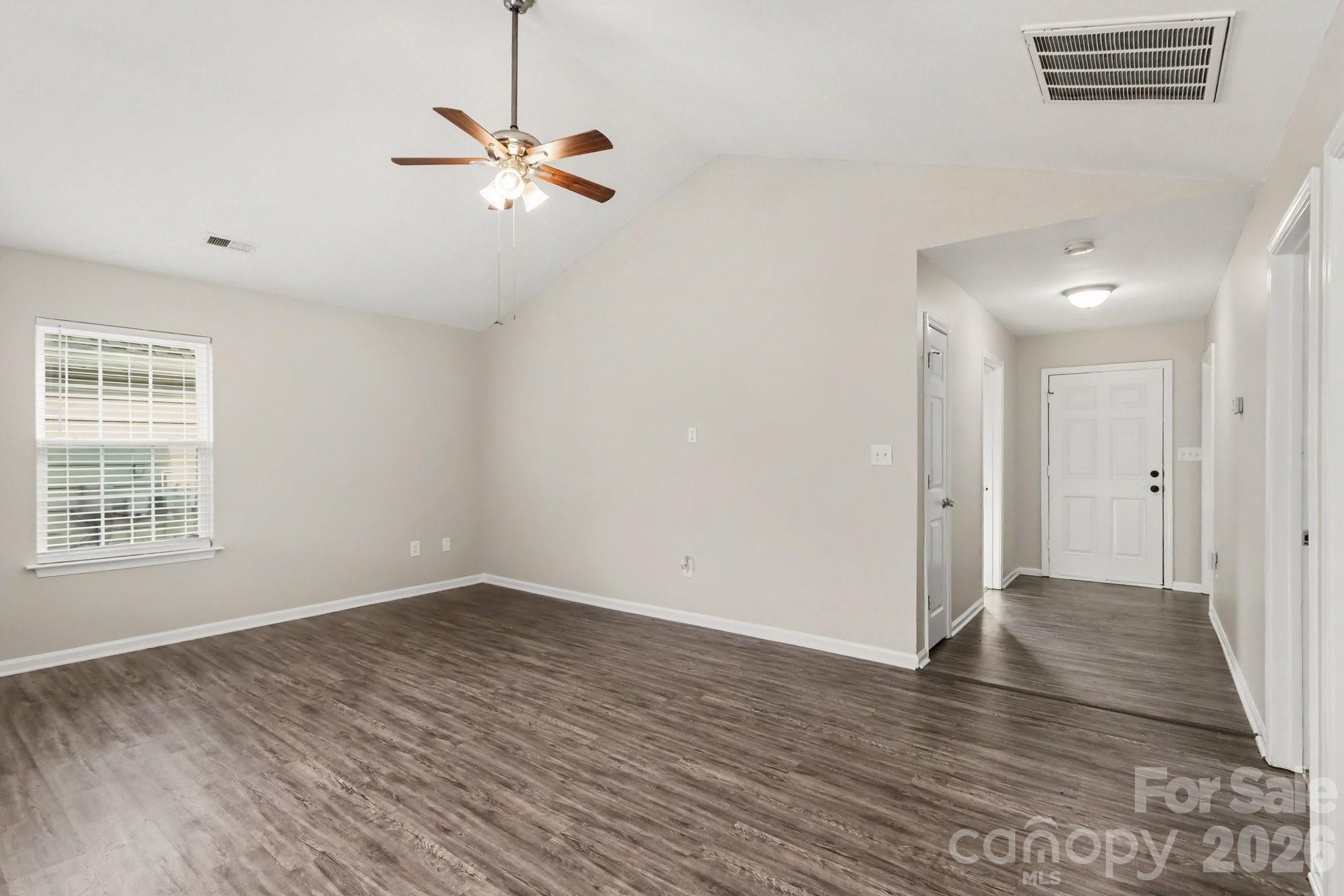 1311 Braveheart Lane Property Photo 8