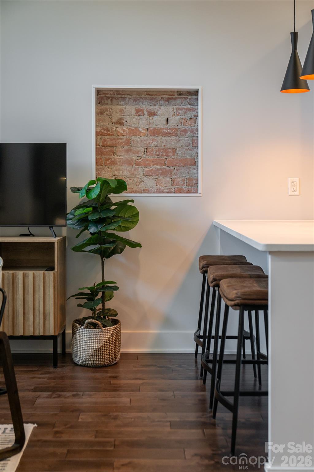 122 College Street 202 Property Photo 20