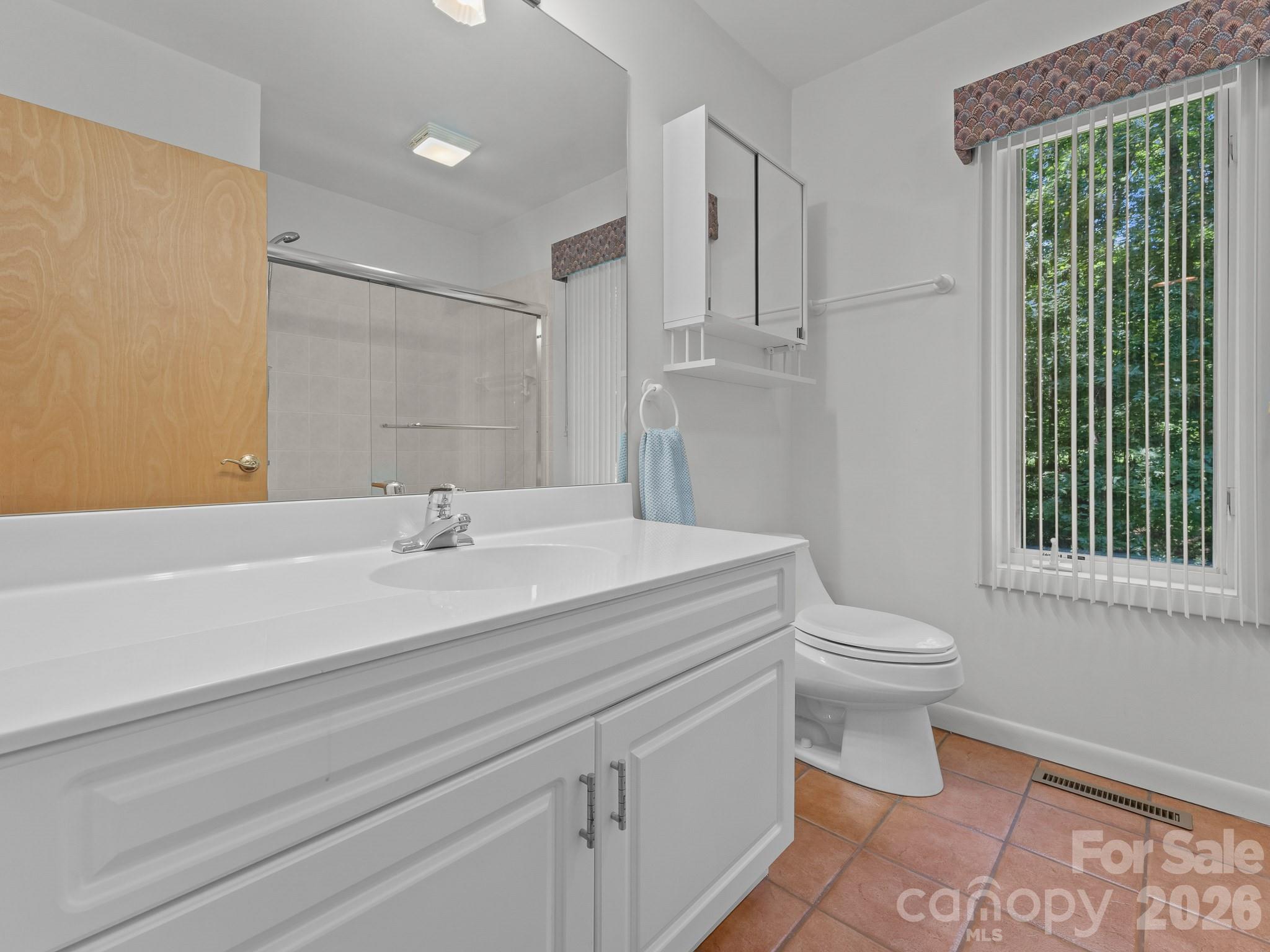 5 Jackson Grove Property Photo 29