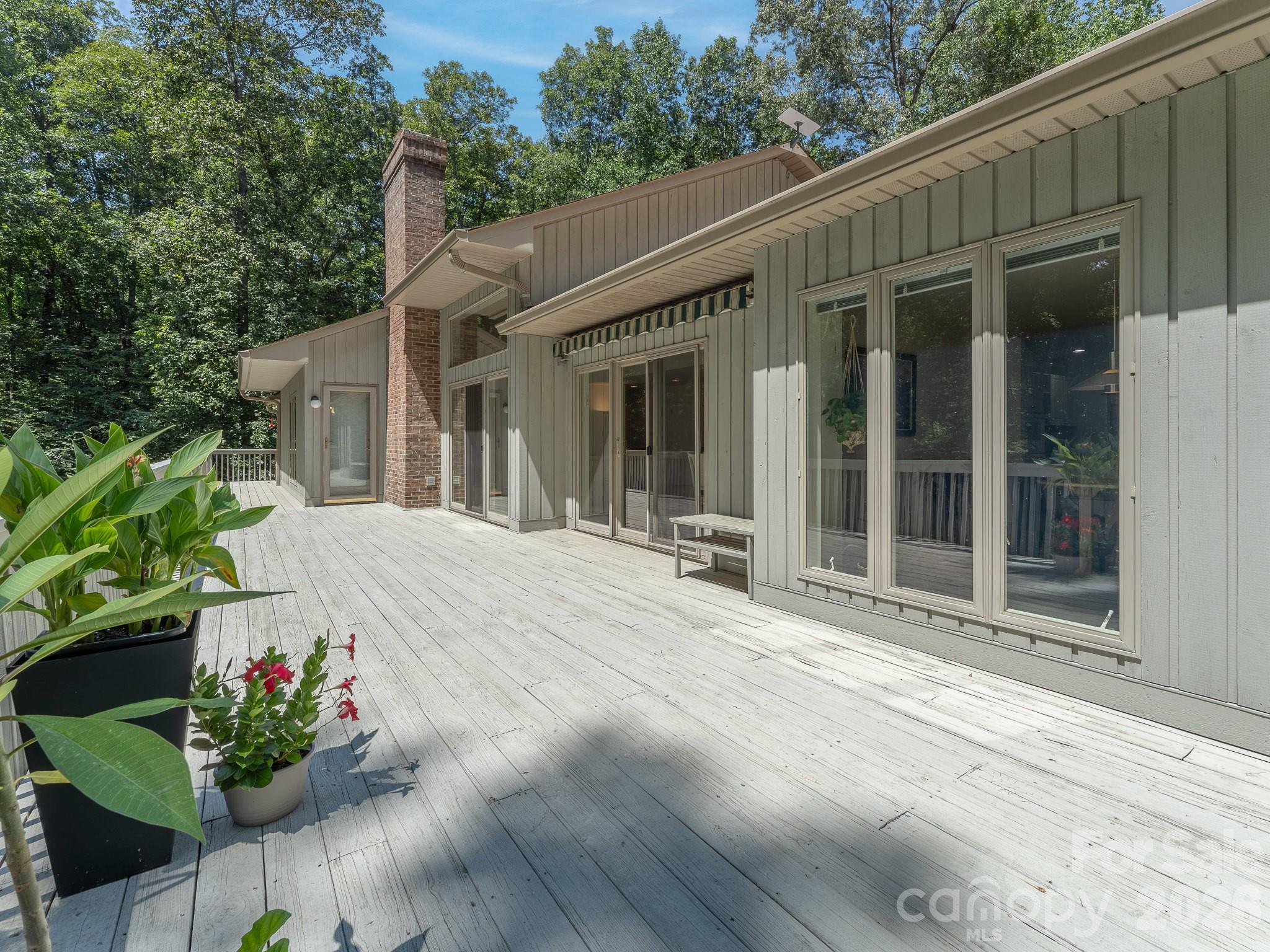 5 Jackson Grove Property Photo 34