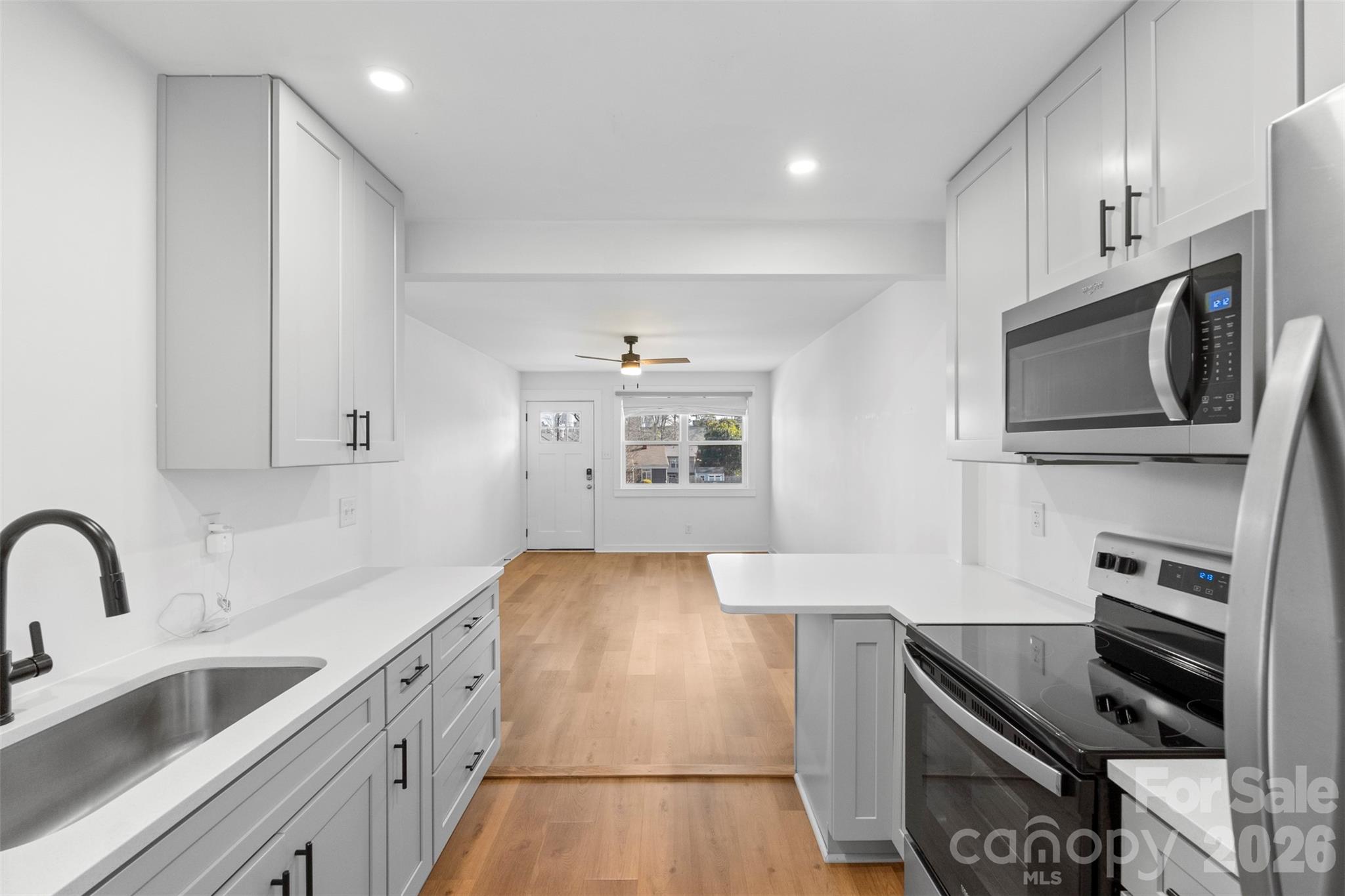 3019 Columbus Circle Property Photo 9