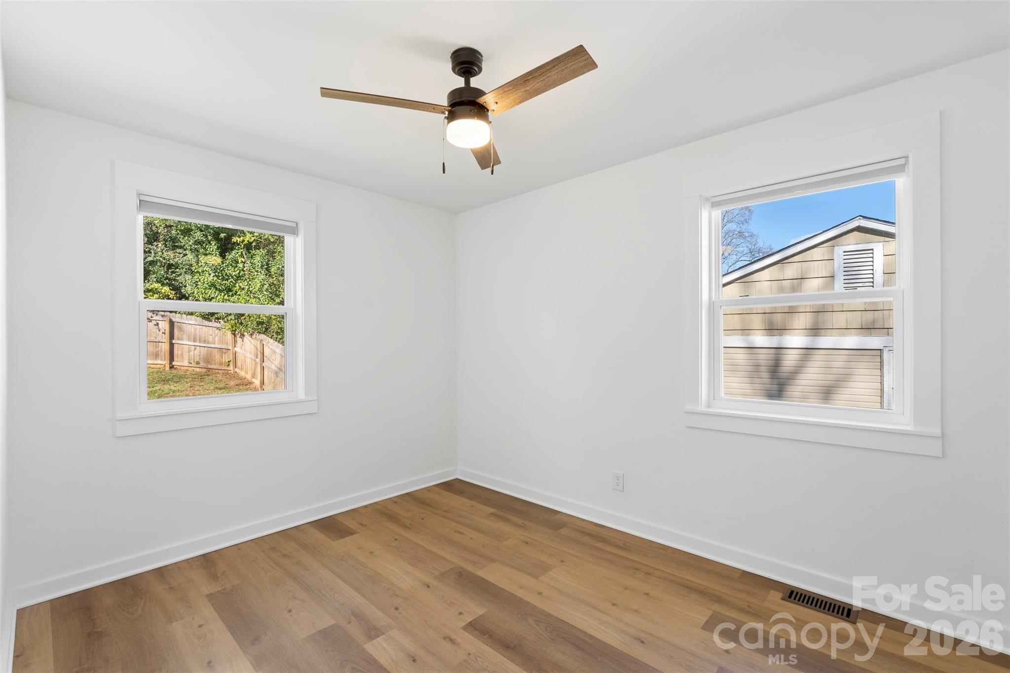 3019 Columbus Circle Property Photo 14